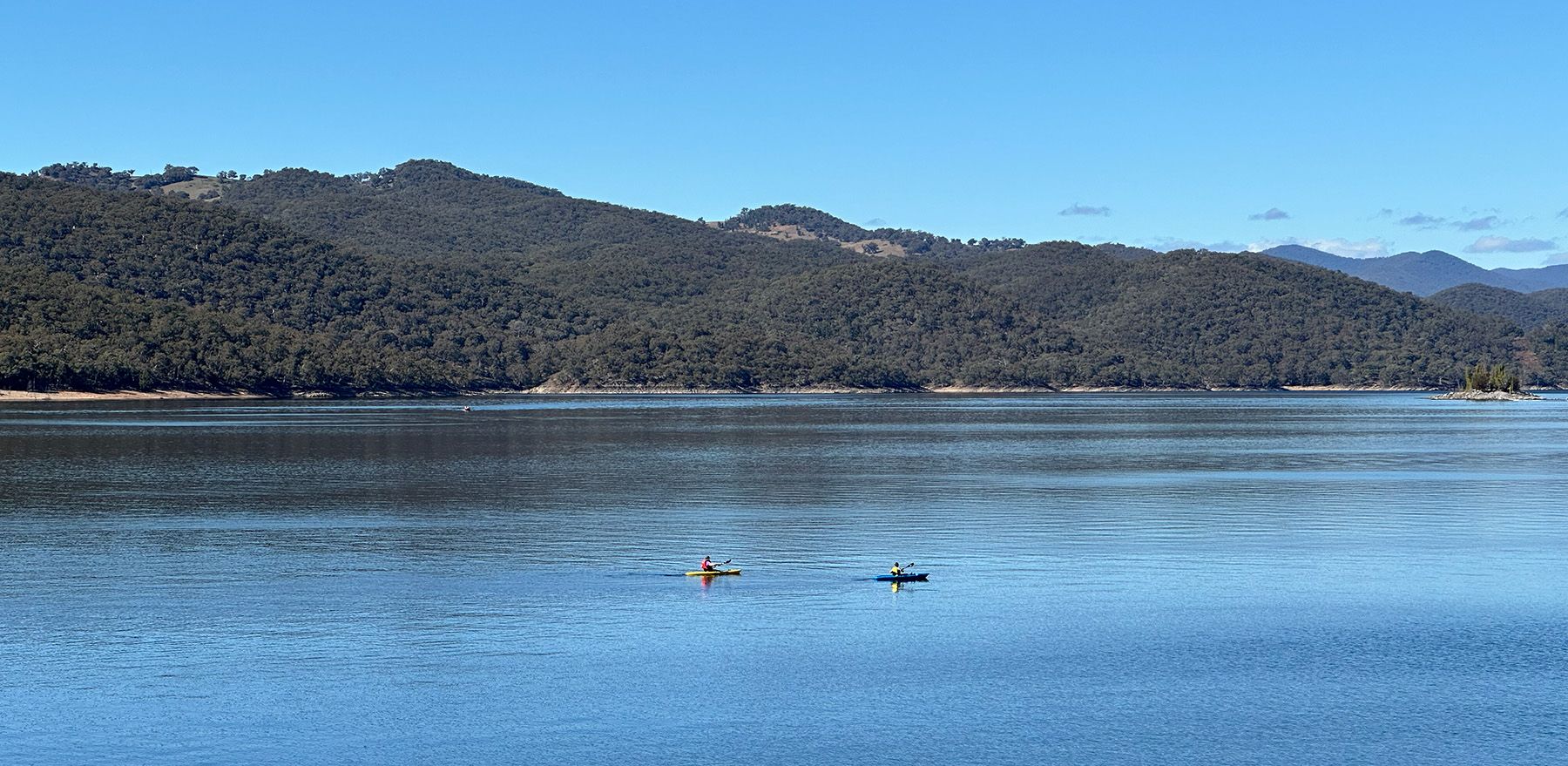 Burrinjuck Waters campfire