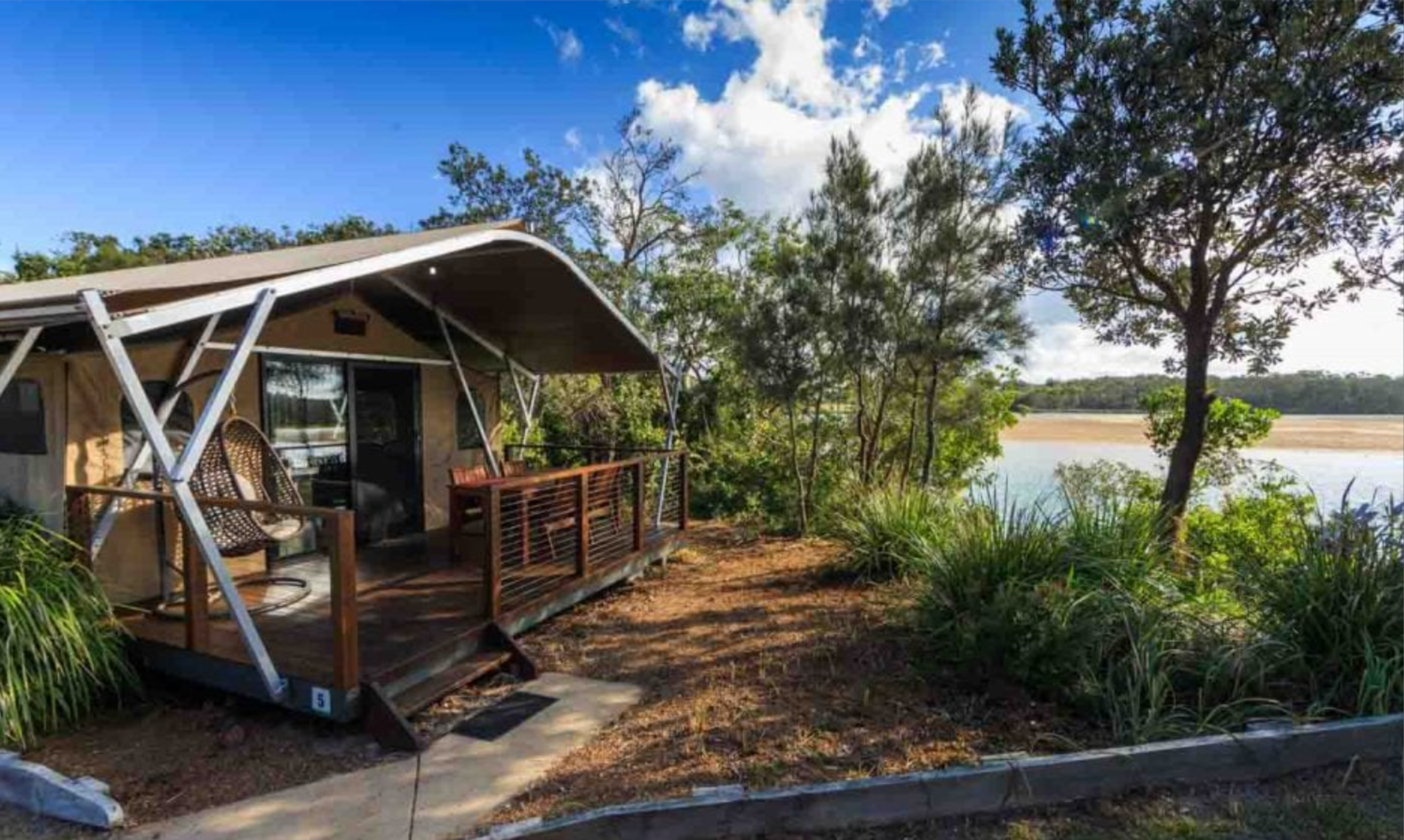 Reflections Red Rock holiday and caravan park glamping accommodation overlooking corindi river