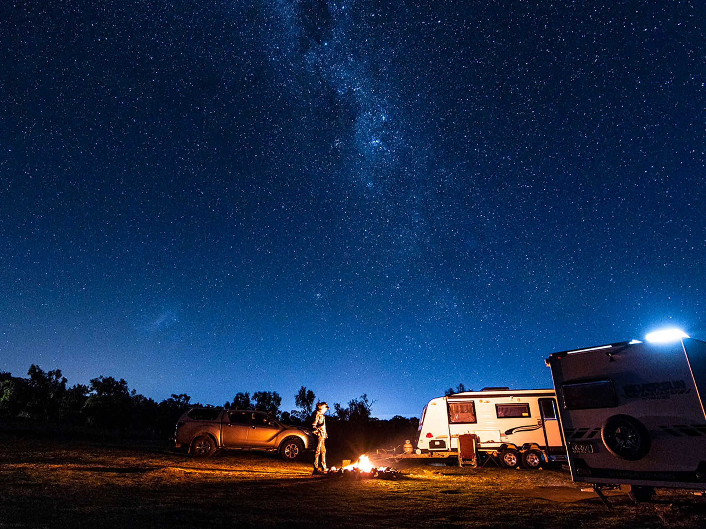 Reflections Holidays Lake Glenbawn caravan park star gazing at night from campsite