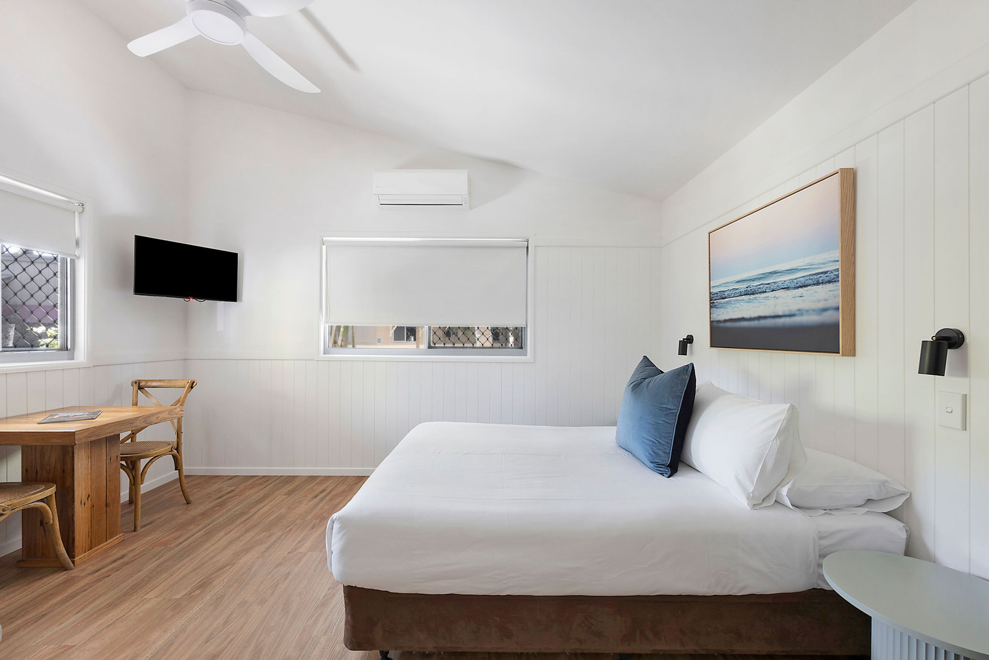 Byron Bay Standard Cabin sleeps 2 - bed
