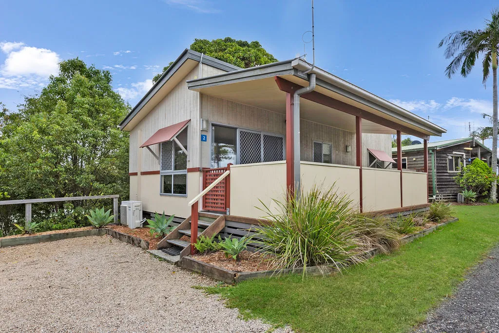 Nambucca Heads - Deluxe Cabin - Sleeps 5 Dog Frien