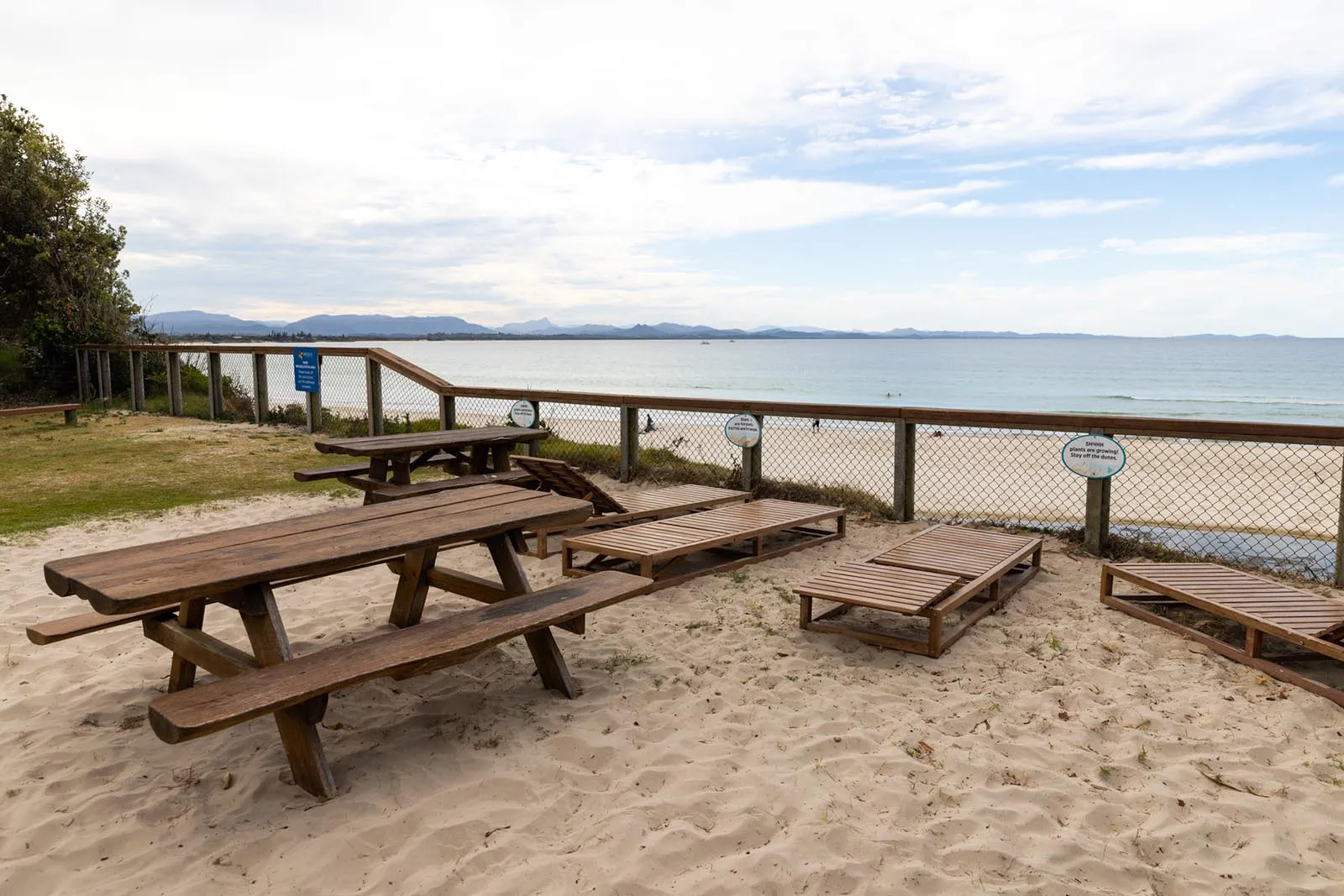 Reflections Byron Bay seated communal viewing area with view of Clarkes Beach and Pacific Ocean 