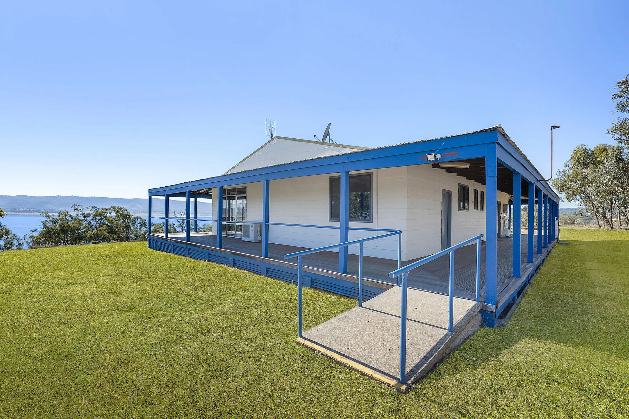 Lake Burrendong Tobin Conference Centre accessible entry