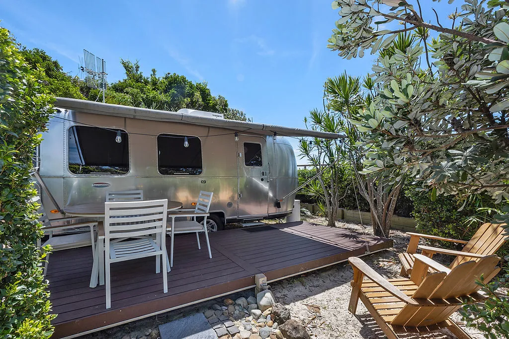 Byron Bay Jayco Airstream -covered verandah