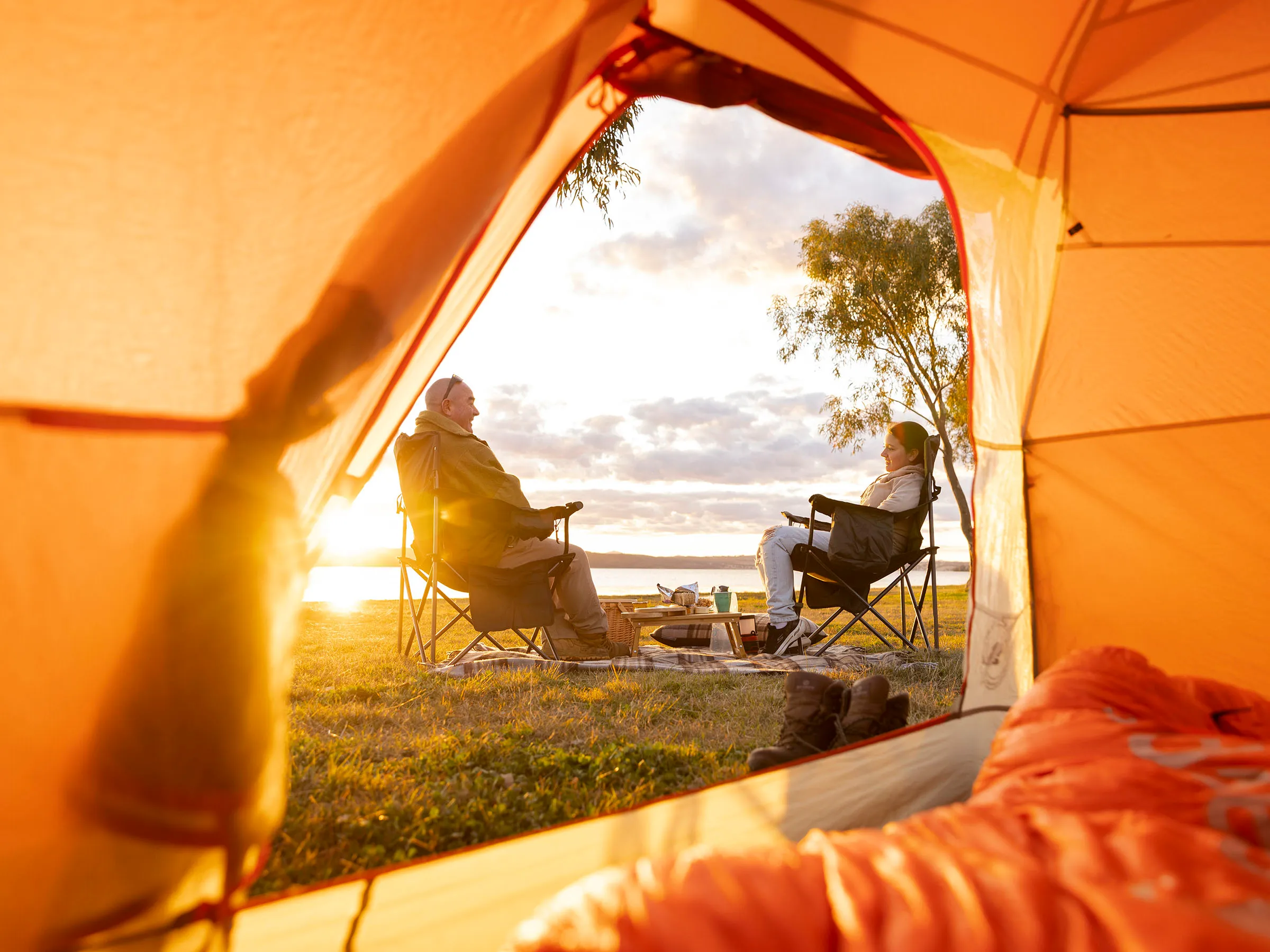 Reflections Holidays Lake Keepit holiday and caravan park sunrise camping overlooking Namoi River