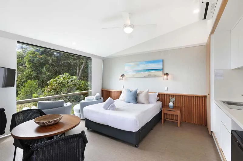 Byron Bay Superior Ocean View  Studio Sleeps 2 - b