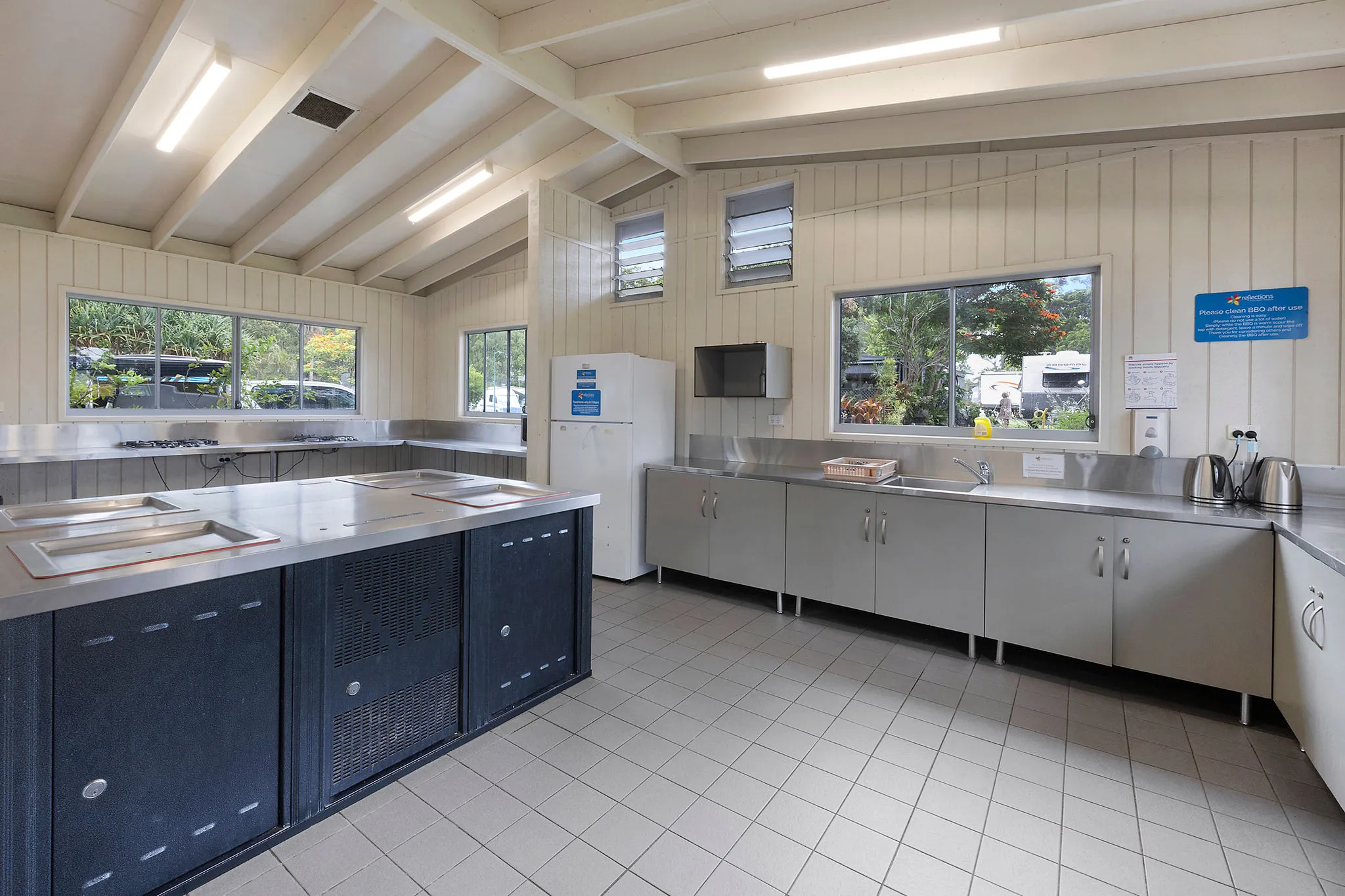 Moonee Beach - Kitchen