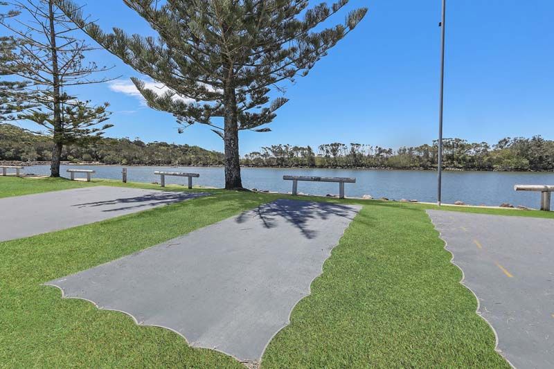 Massy premium unpowered site