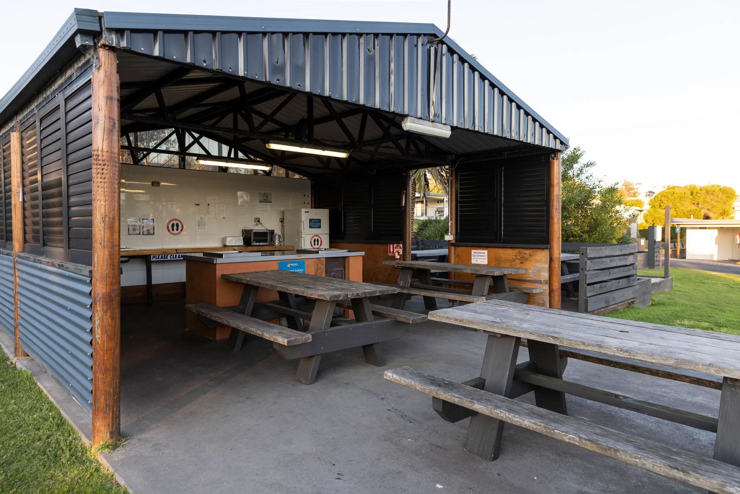 Reflections Bermagui - larger camp kitchen