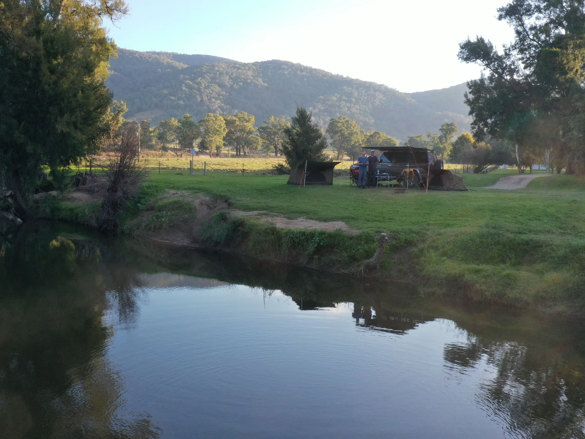 Reflections Wee Jasper Campgrounds and caravan park Billy Grace Reserve river