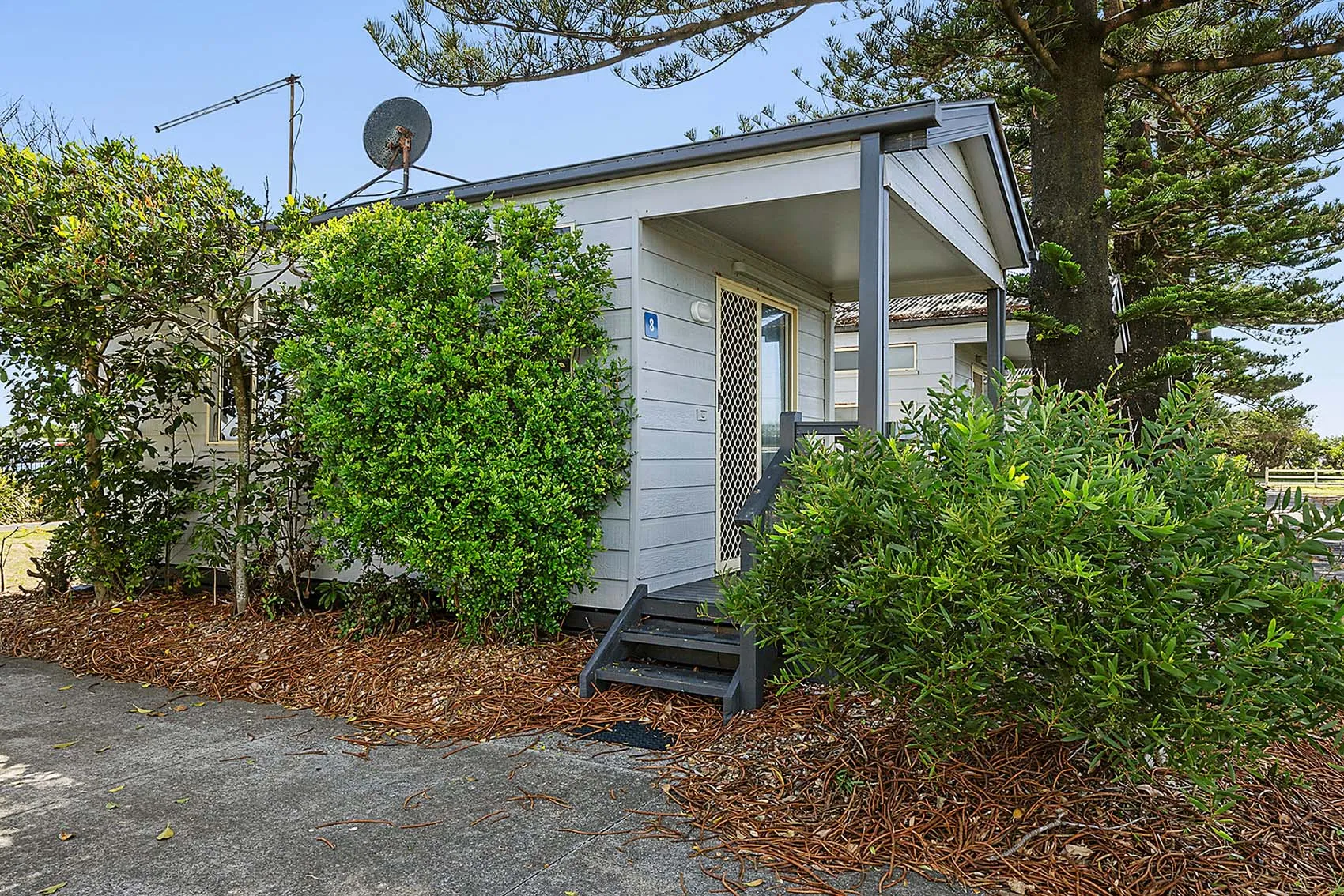 Lennox Head - Standard Cabin - Sleep 4 - Exterior