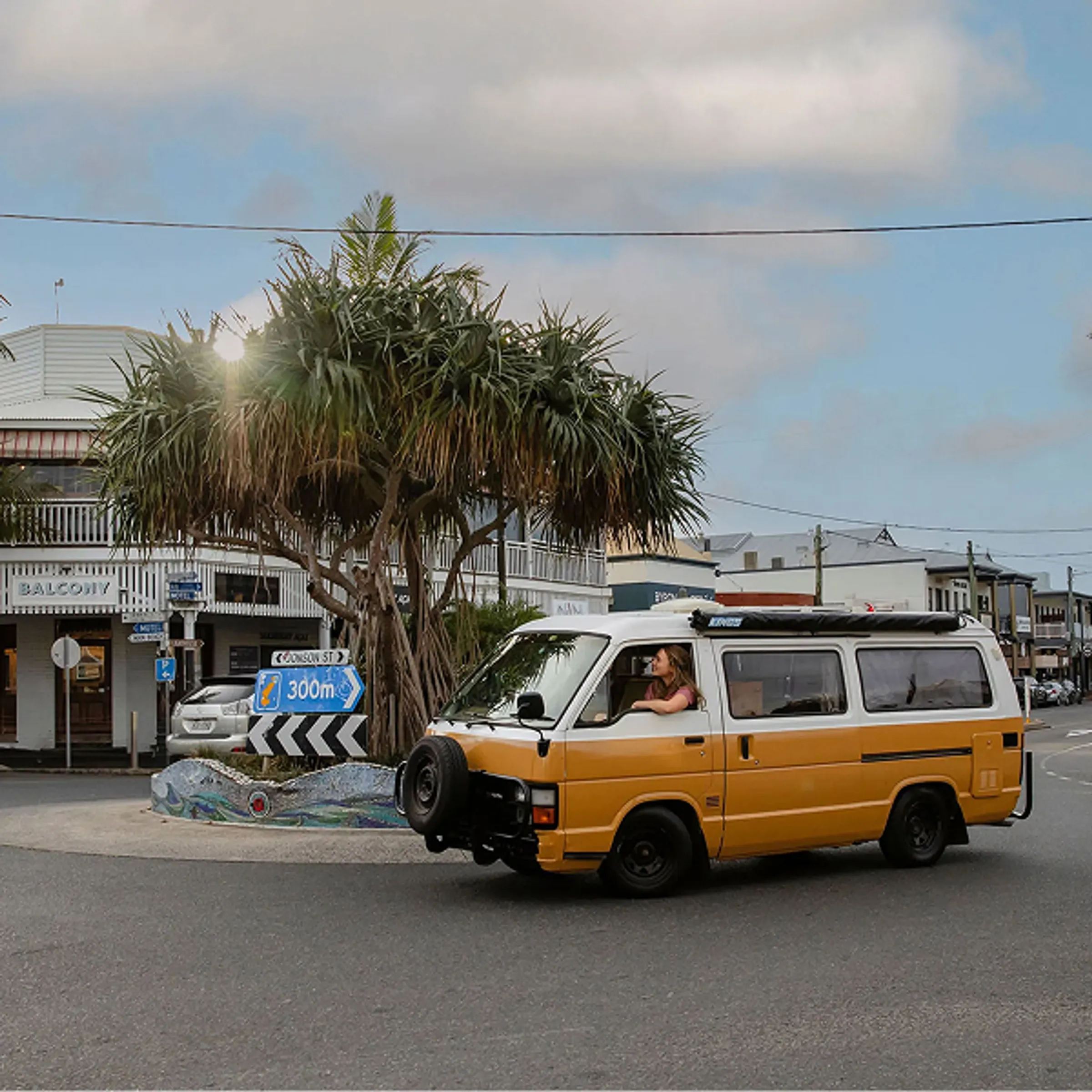 Car driving through Byron Bay