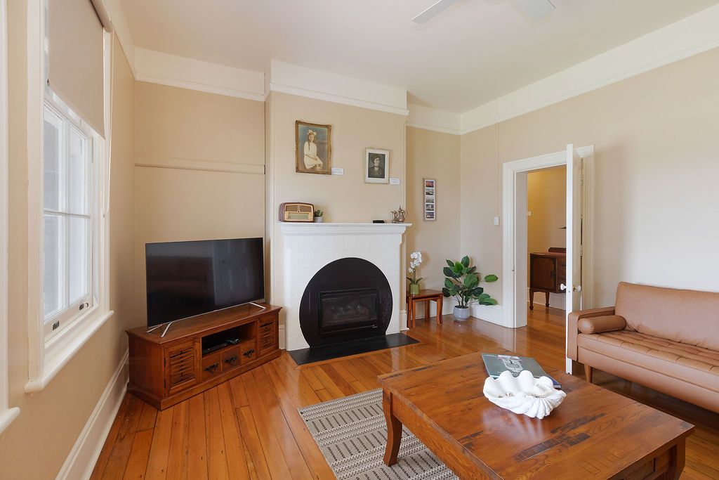 Norah Head Light House Quarter - Head Lighthouse K