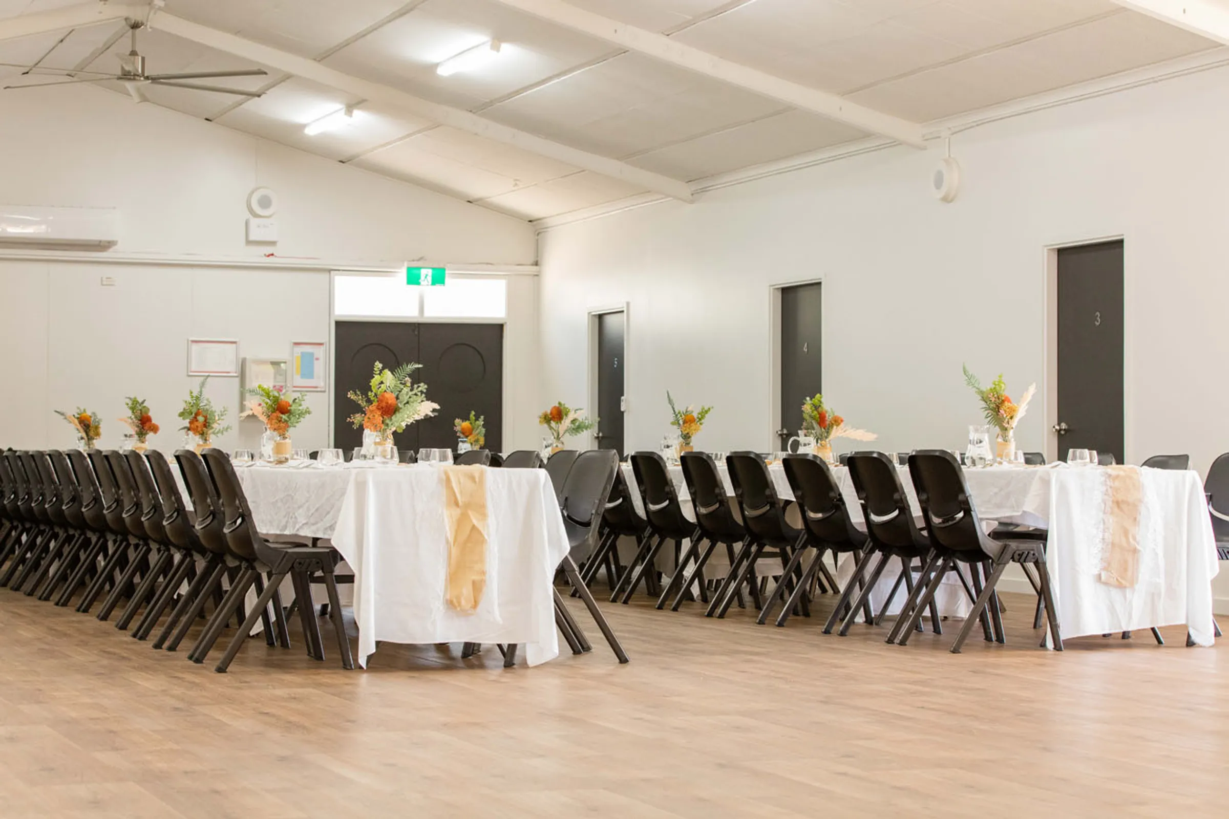 Copeton Bunkhouse - long table setup