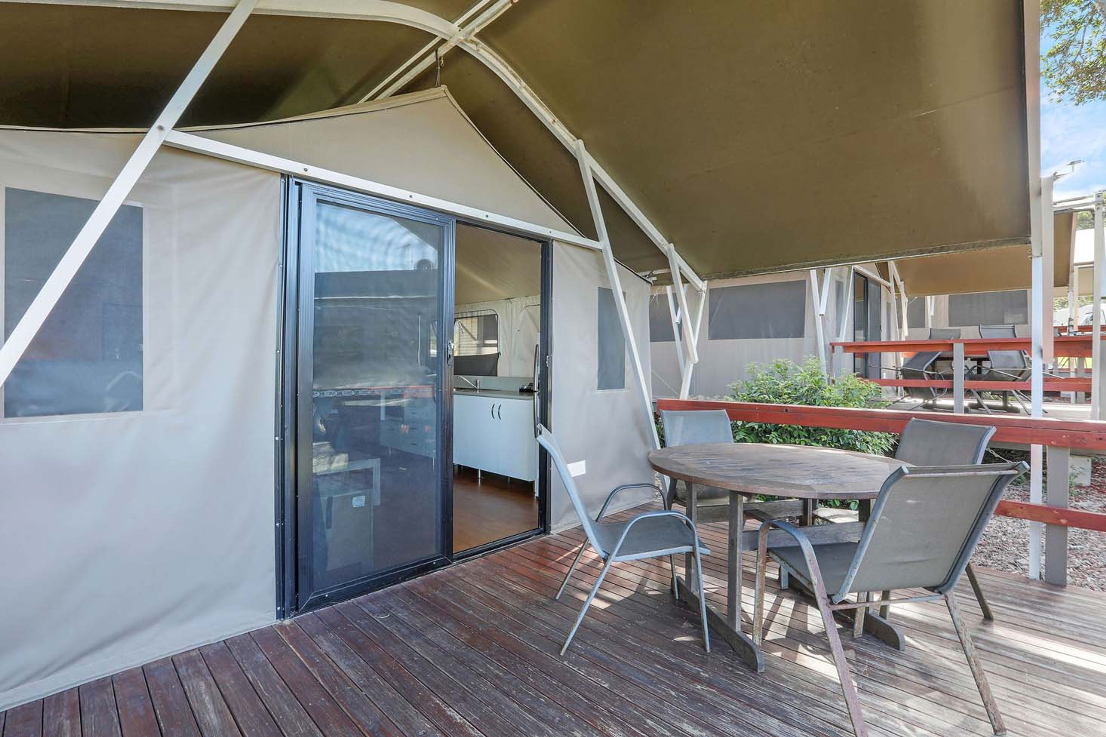 Bonny Hills Deluxe Beach Tent - sleeps 4 verandah 