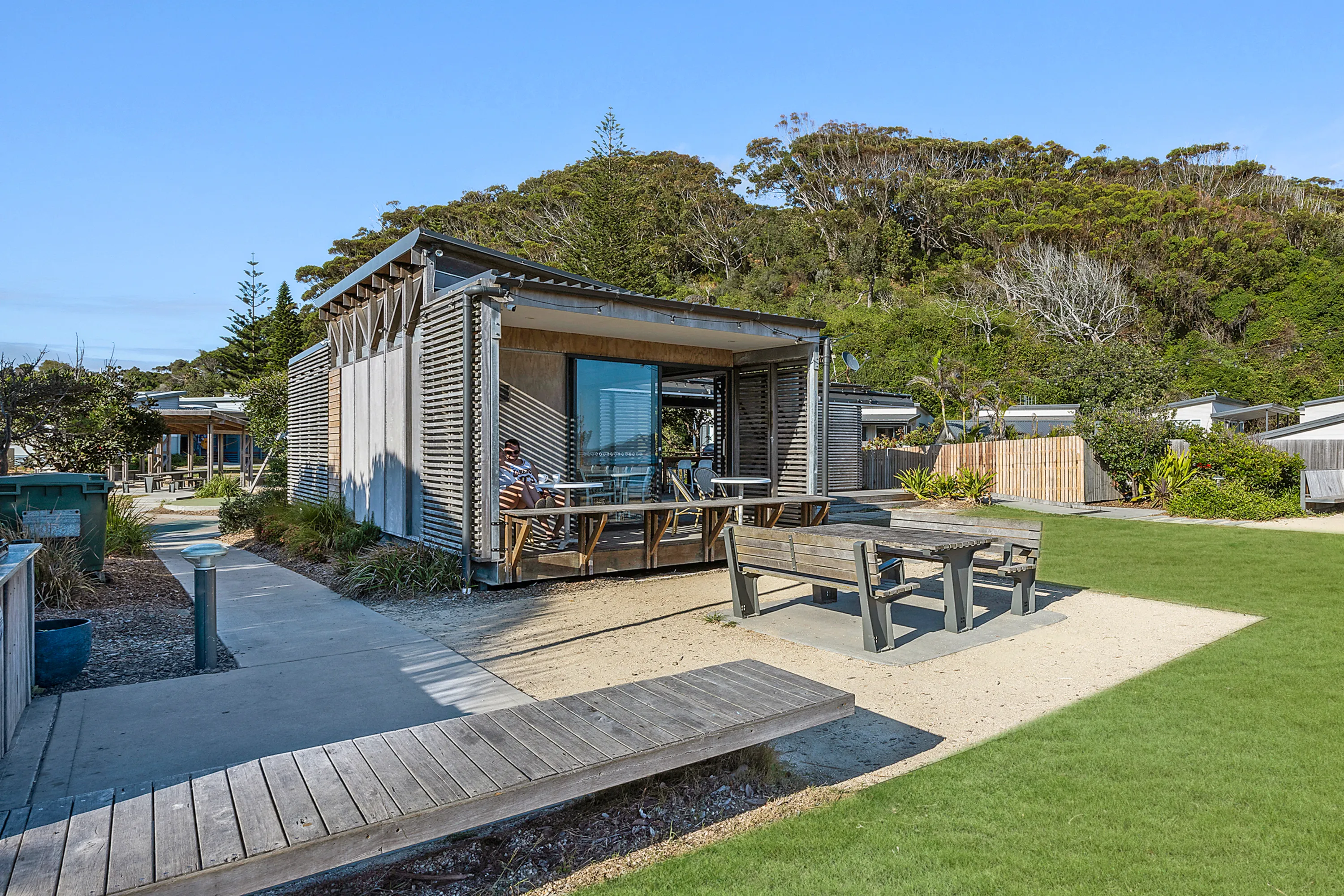 Seal Rocks Caravan Park guest lounge outdoor seating