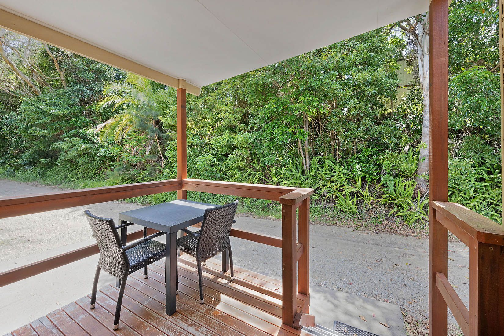 Nambucca Heads -Economy Cabin sleeps 2 - veranda