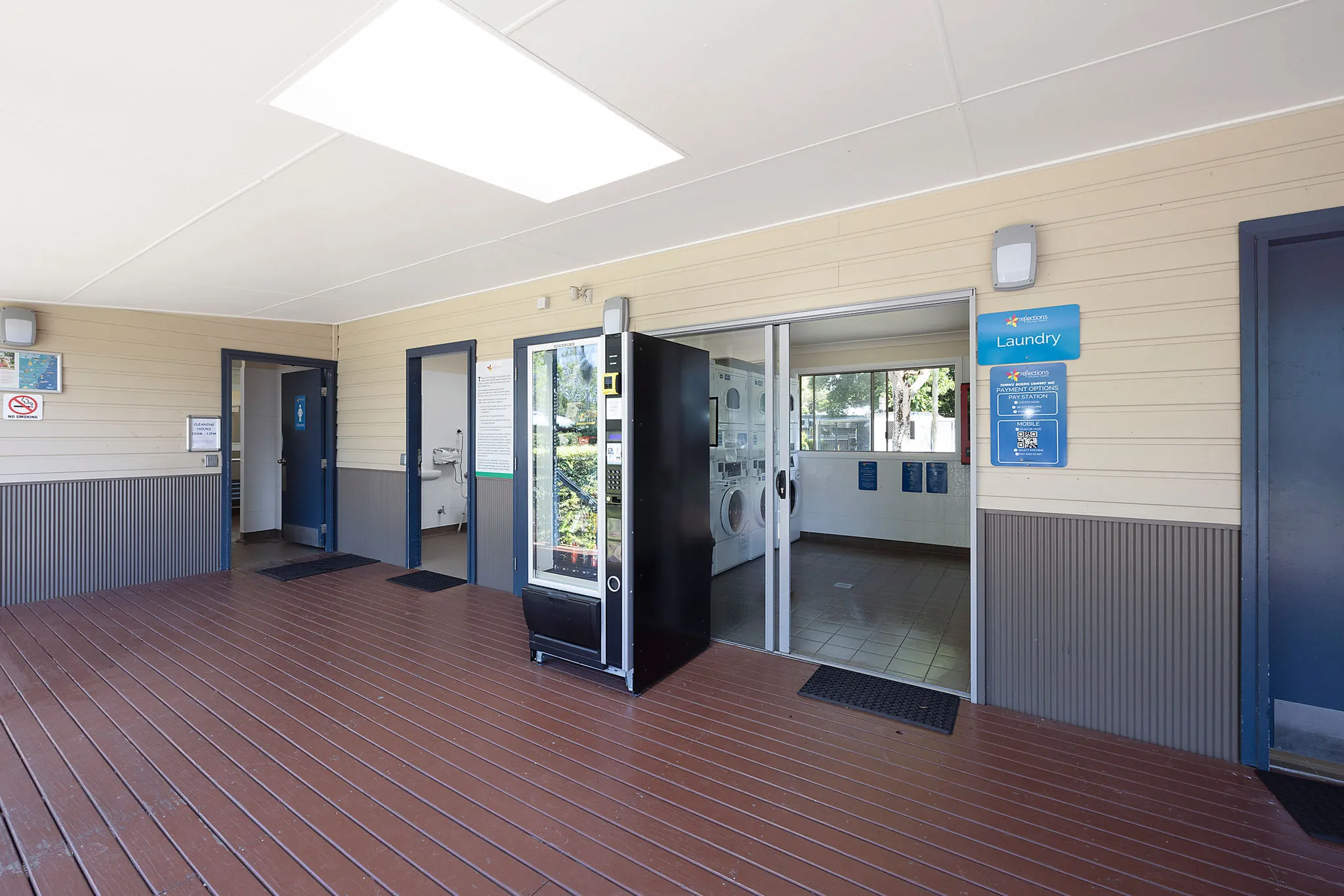 Brunswick Heads caravan park amenity block entry 