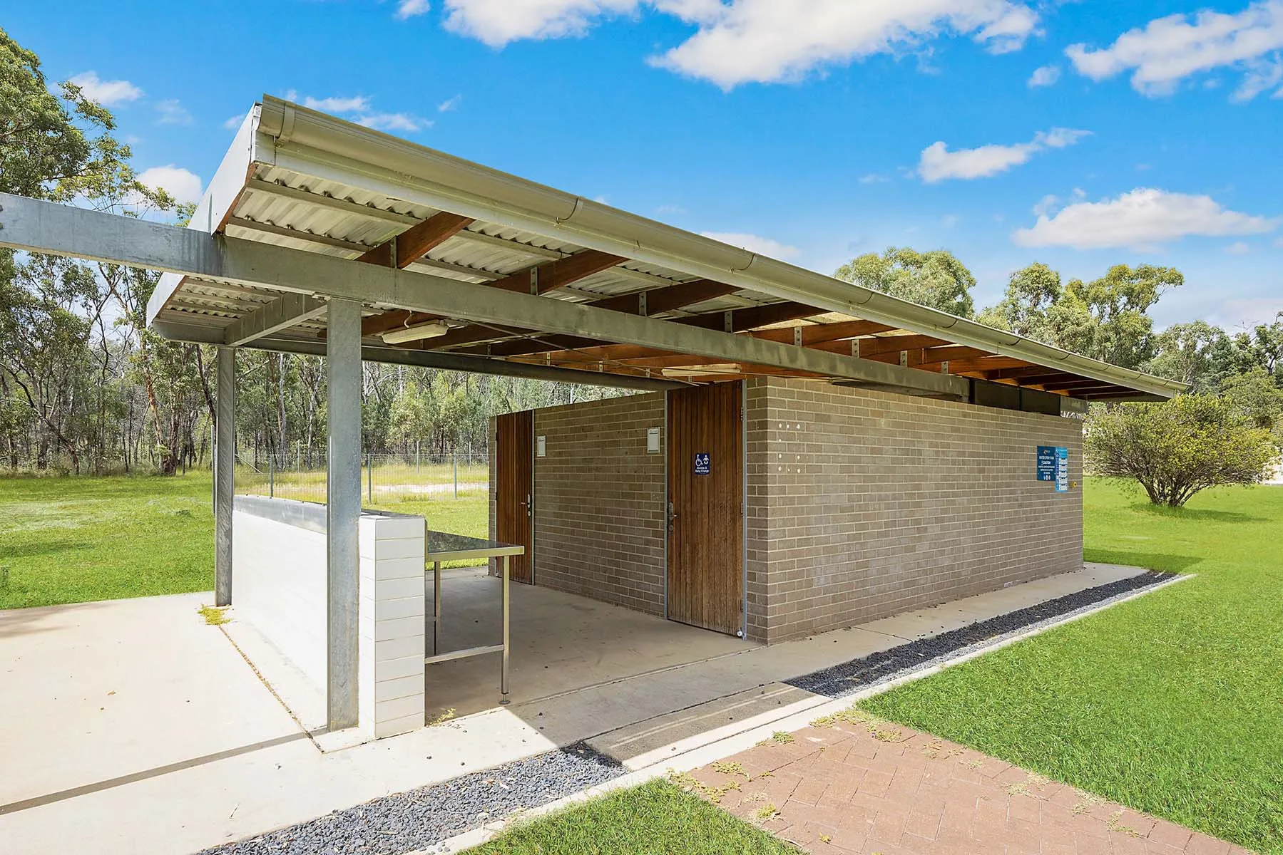 Copeton Waters toilet block