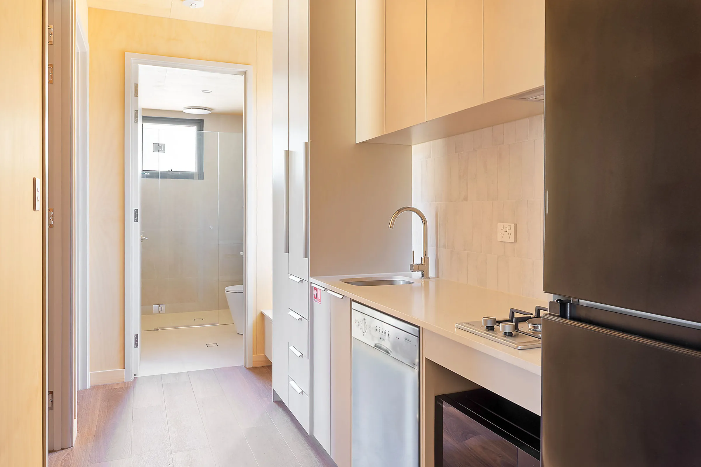 Copeton Waters superior cabin - kitchen