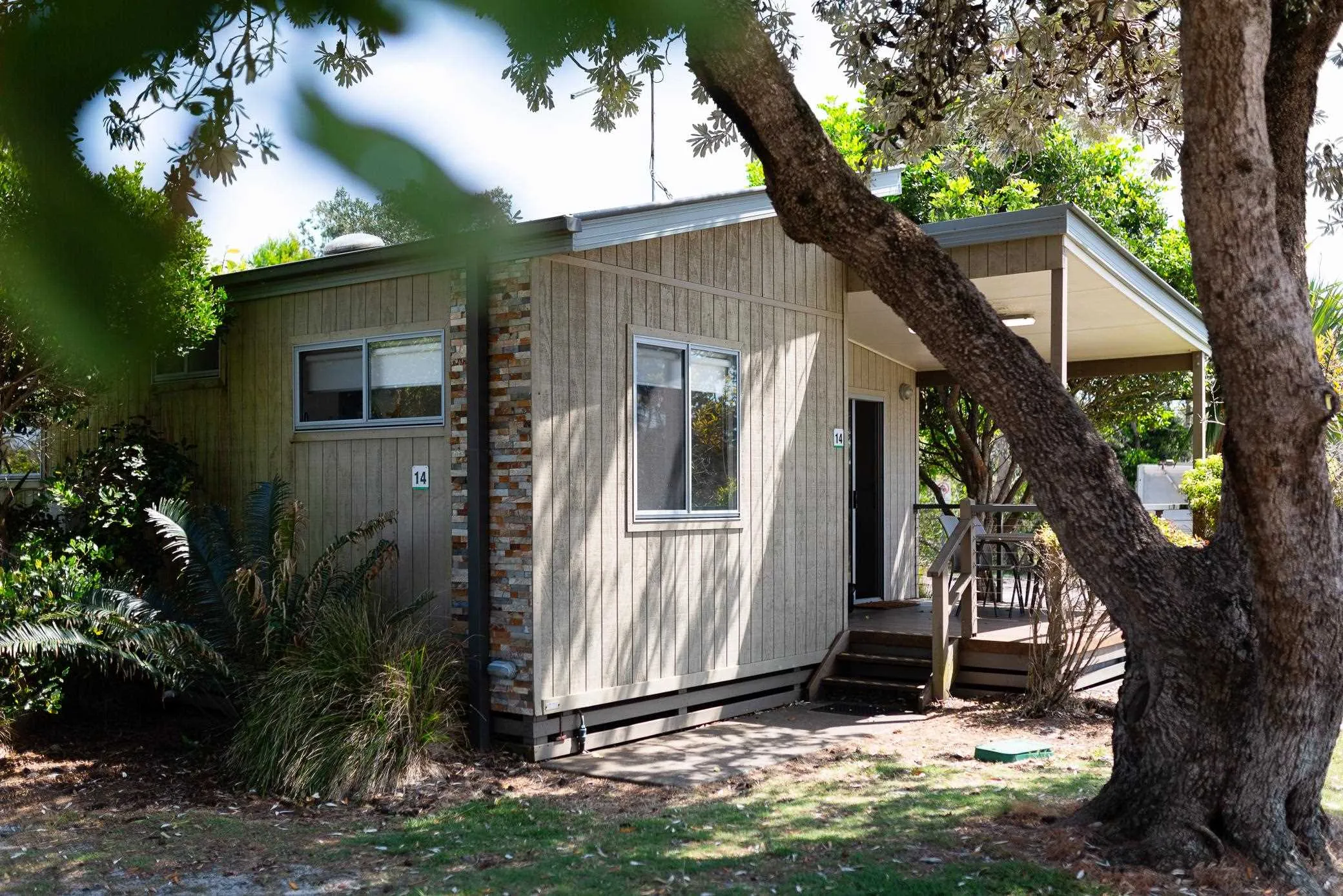 Lennox Head Deluxe cabin - sleeps 6