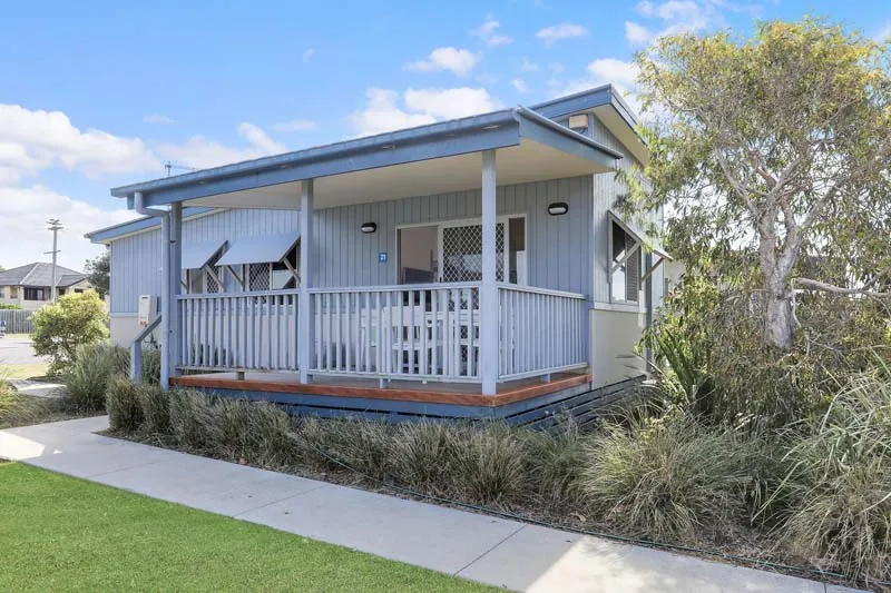 Lennox Head - Deluxe Cabin - Sleep 4 - Exterior