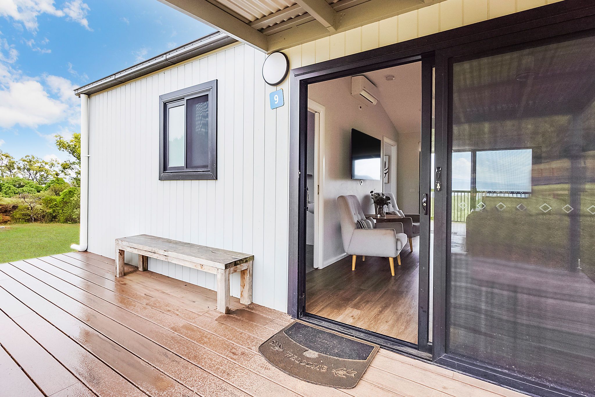 Lake Glenbawn - Standard Cabin - Sleeps 7 - Access