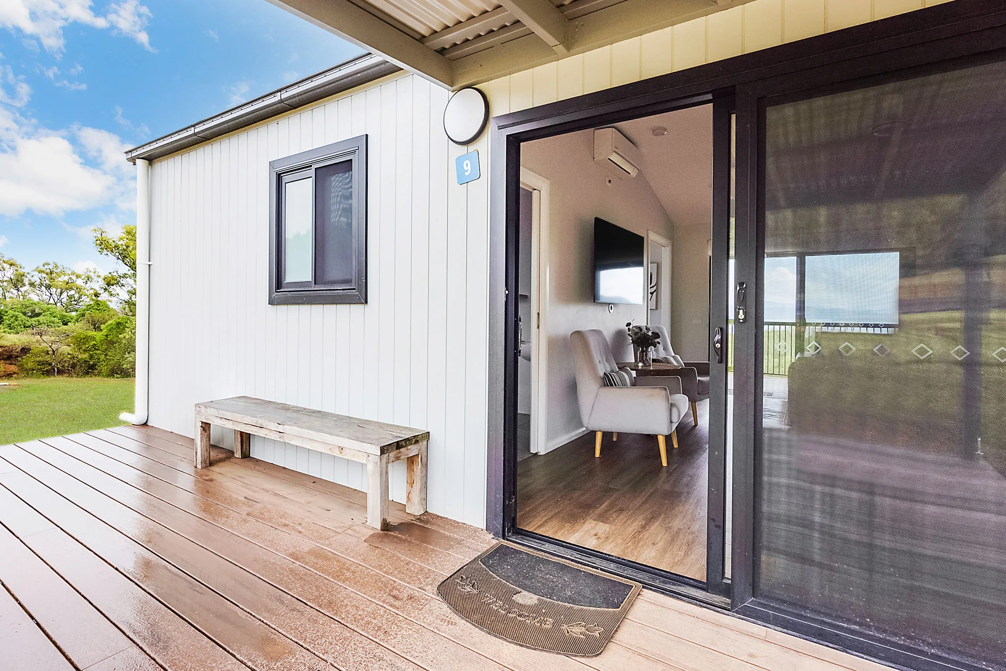 Lake Glenbawn - Standard Cabin - Sleeps 7 - Access