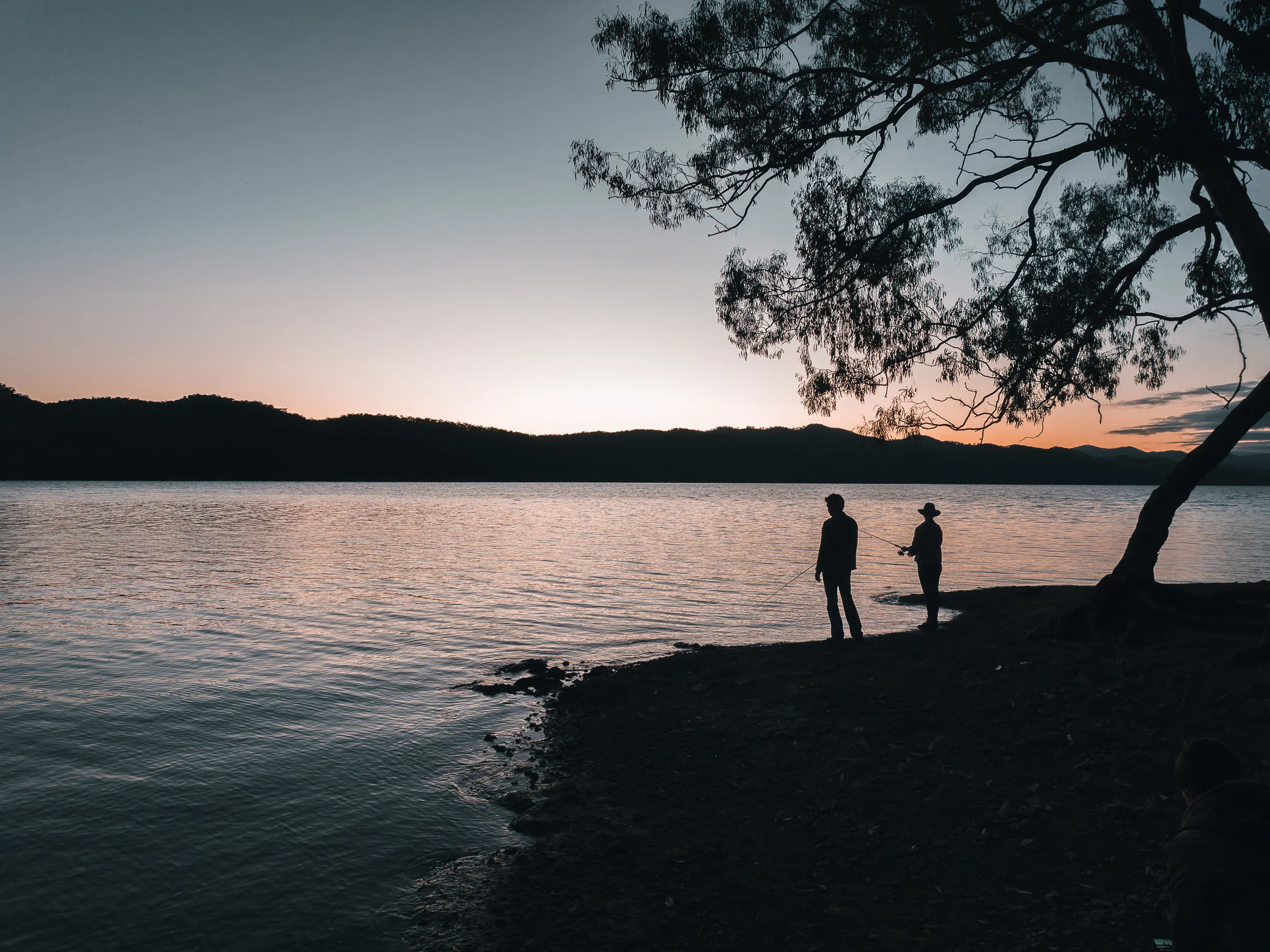 Burrinjuck fishing