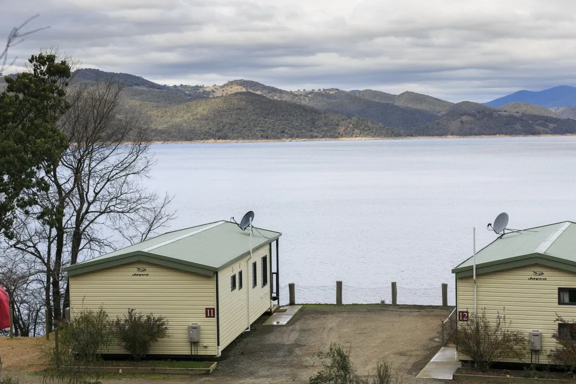 Burrinjuck Waters Superior Cabin - sleeps 6 exteri