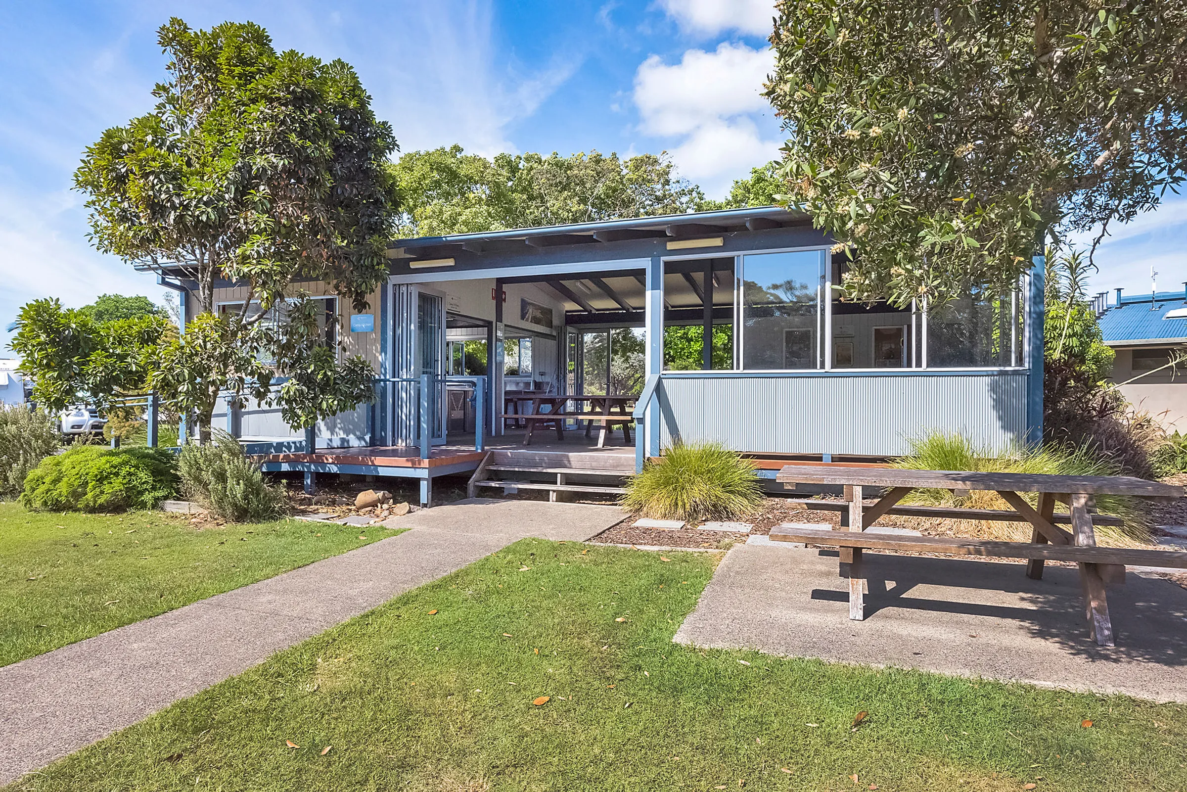 Lennox Head caravan park camp kitchen stair access
