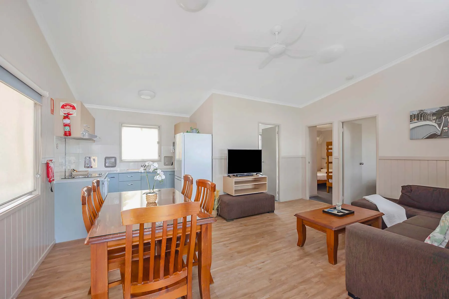 Tuncurry - Superior Villa - Sleeps 5 - Dining