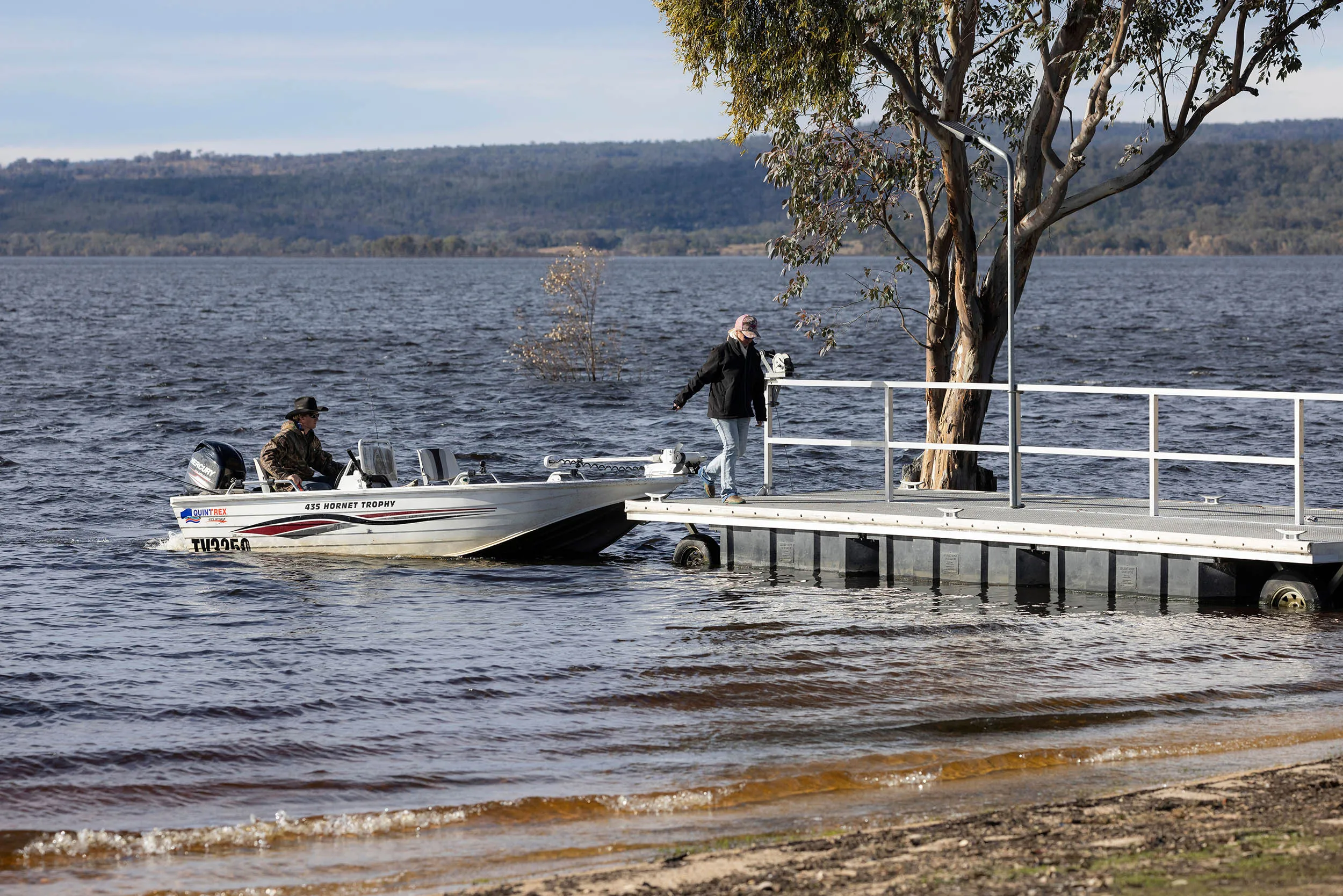 Copeton waters fishing