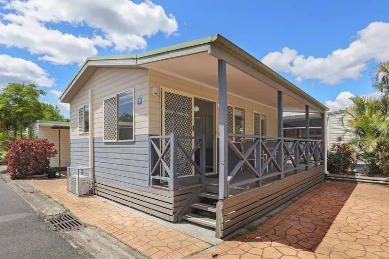 Tuncurry - Deluxe Cabin - Sleeps 5 - Exterior