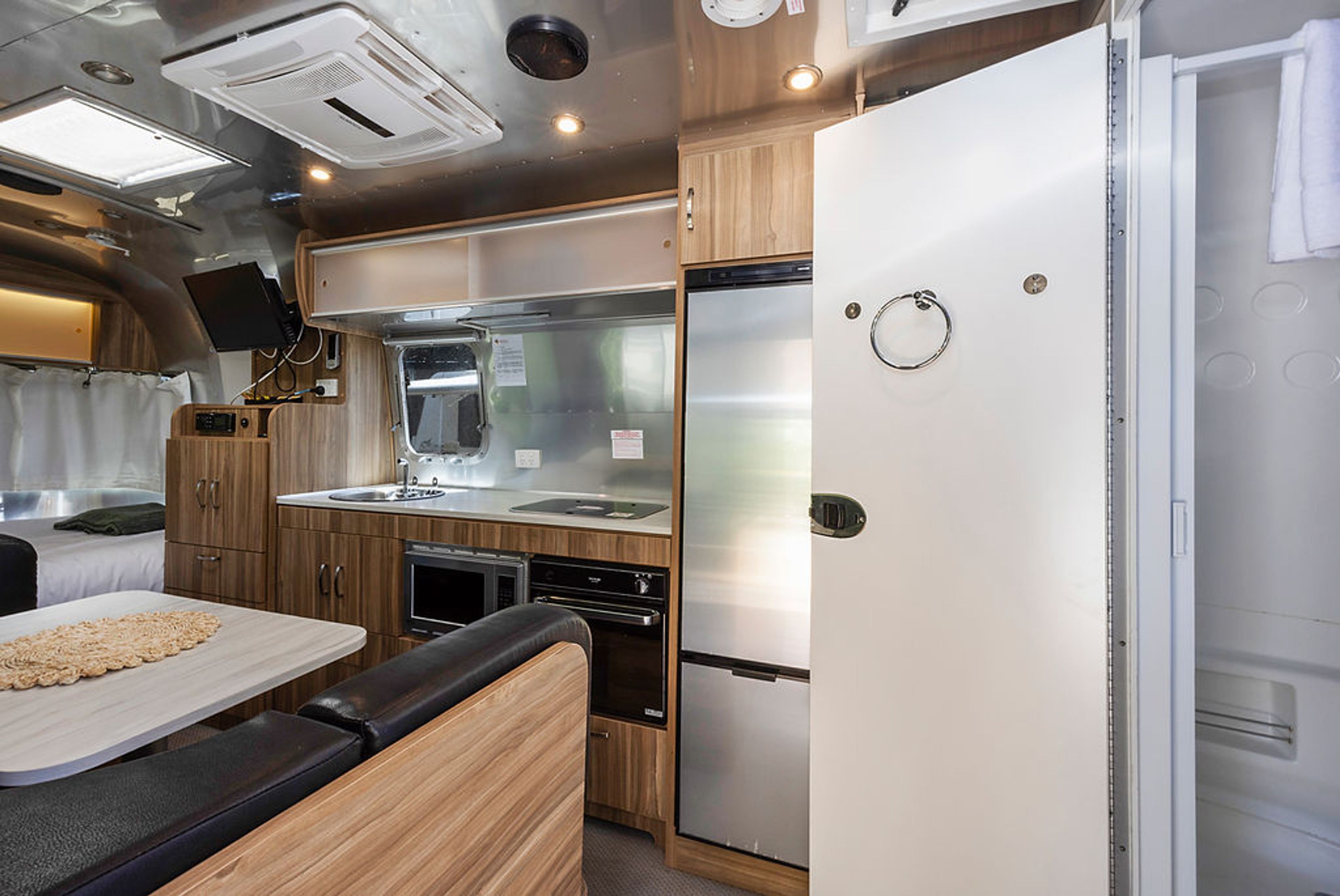Byron Bay Jayco Airstream - kitchen