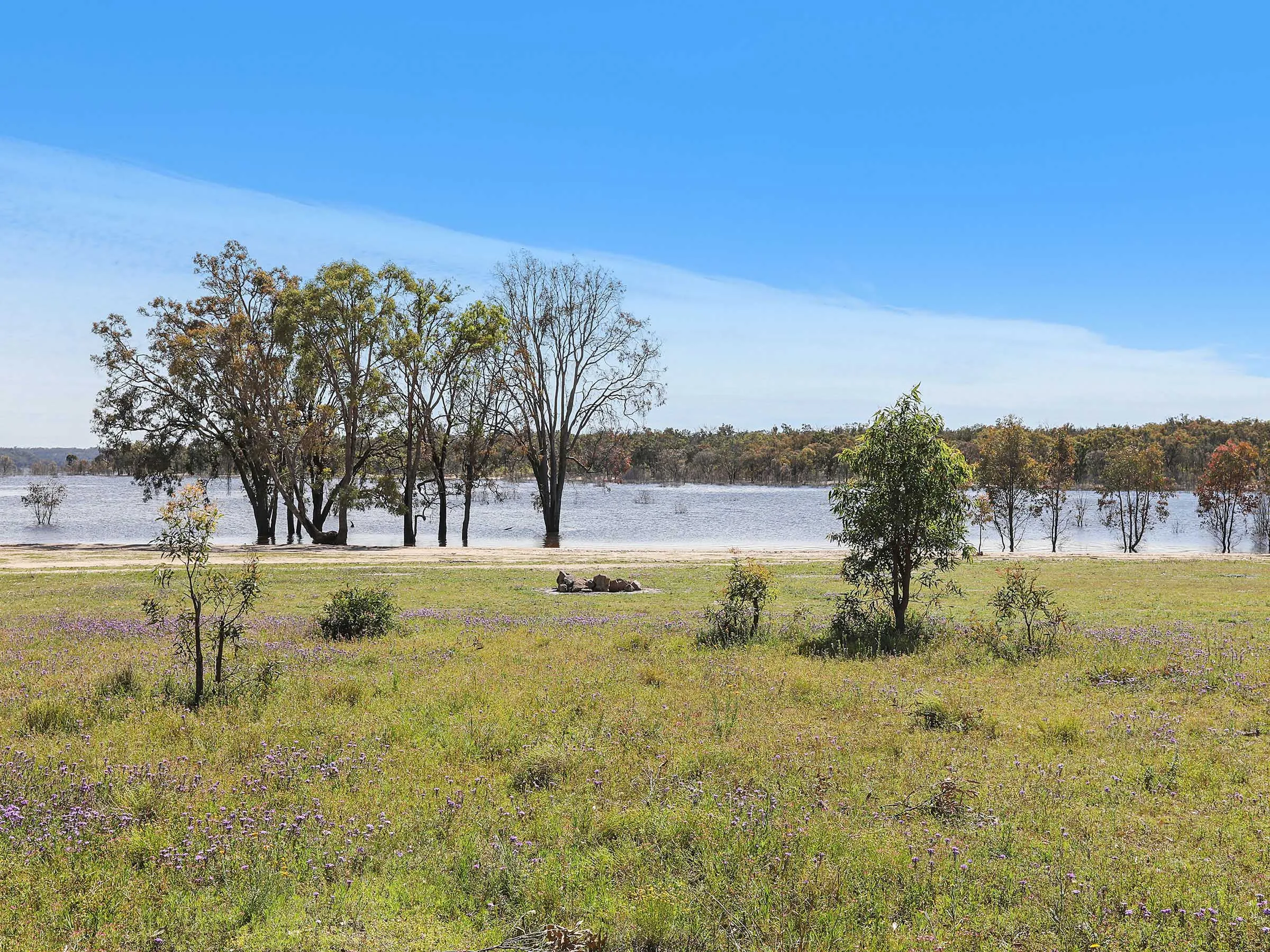 Reflections Holidays Copeton Waters holiday & caravan park unpowered bush camping accommodation