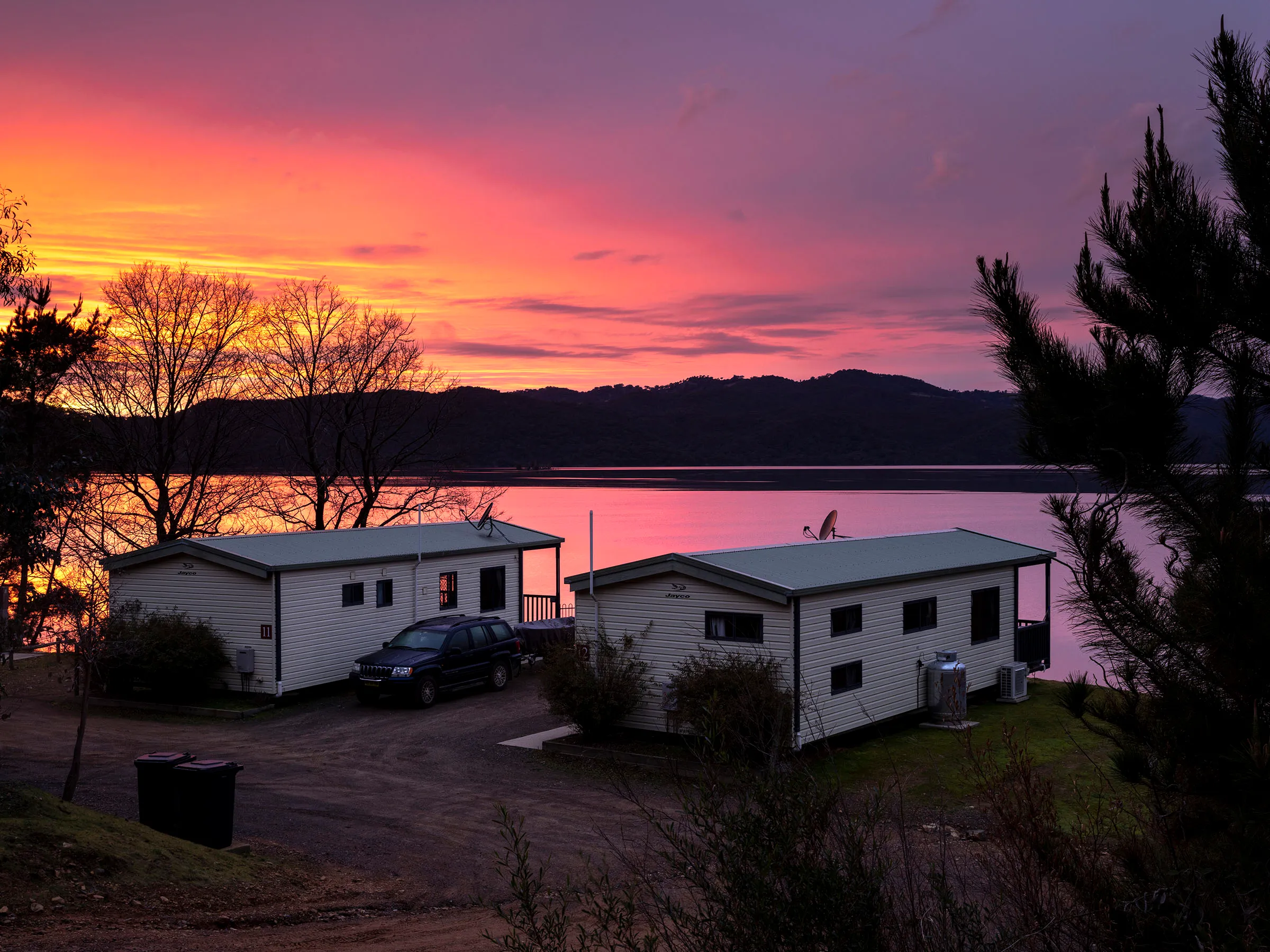 Reflections Holidays Burrinjuck Waters holiday & caravan park sunset