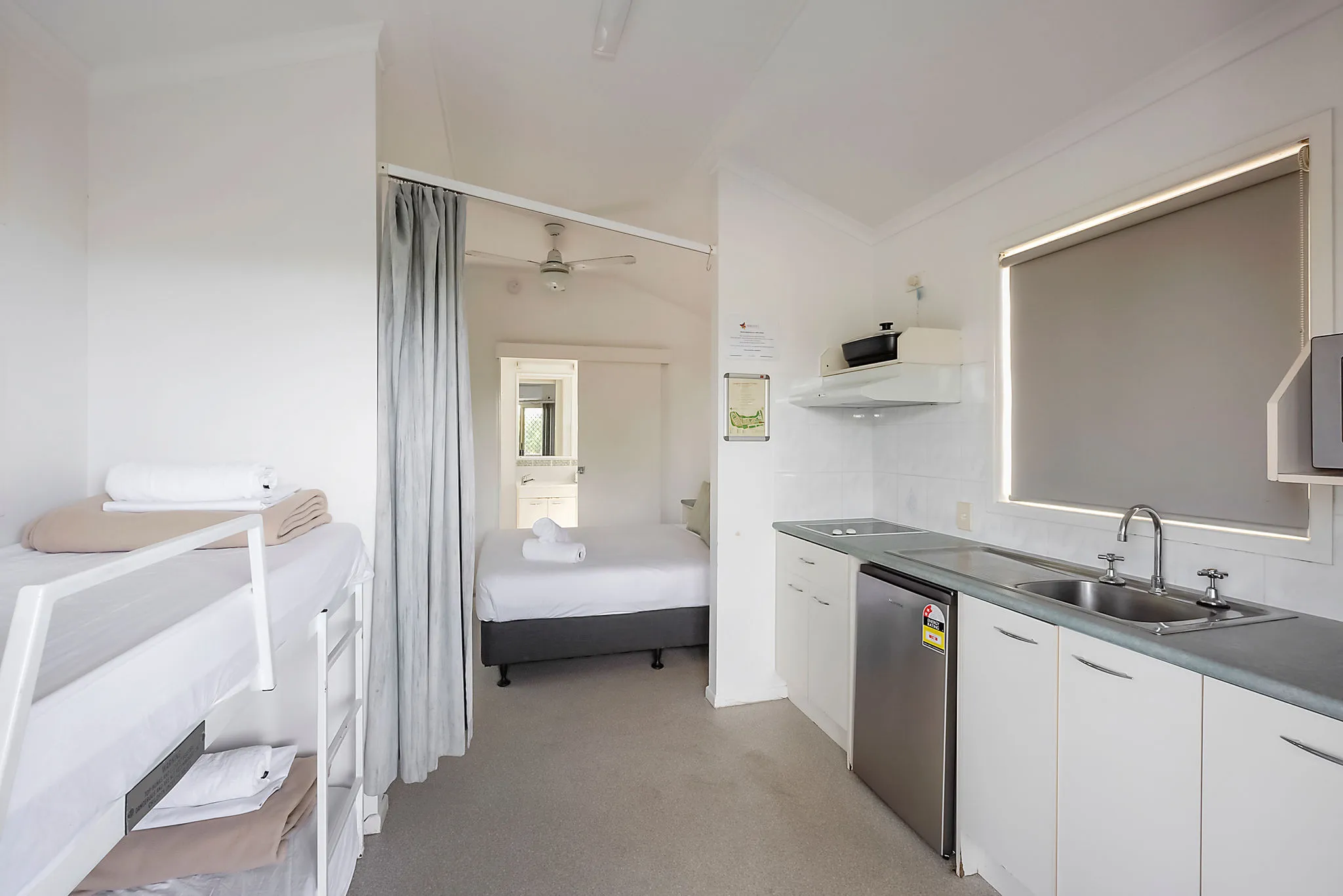 Lennox Head - Standard Cabin - Sleep 4 - Kitchen &