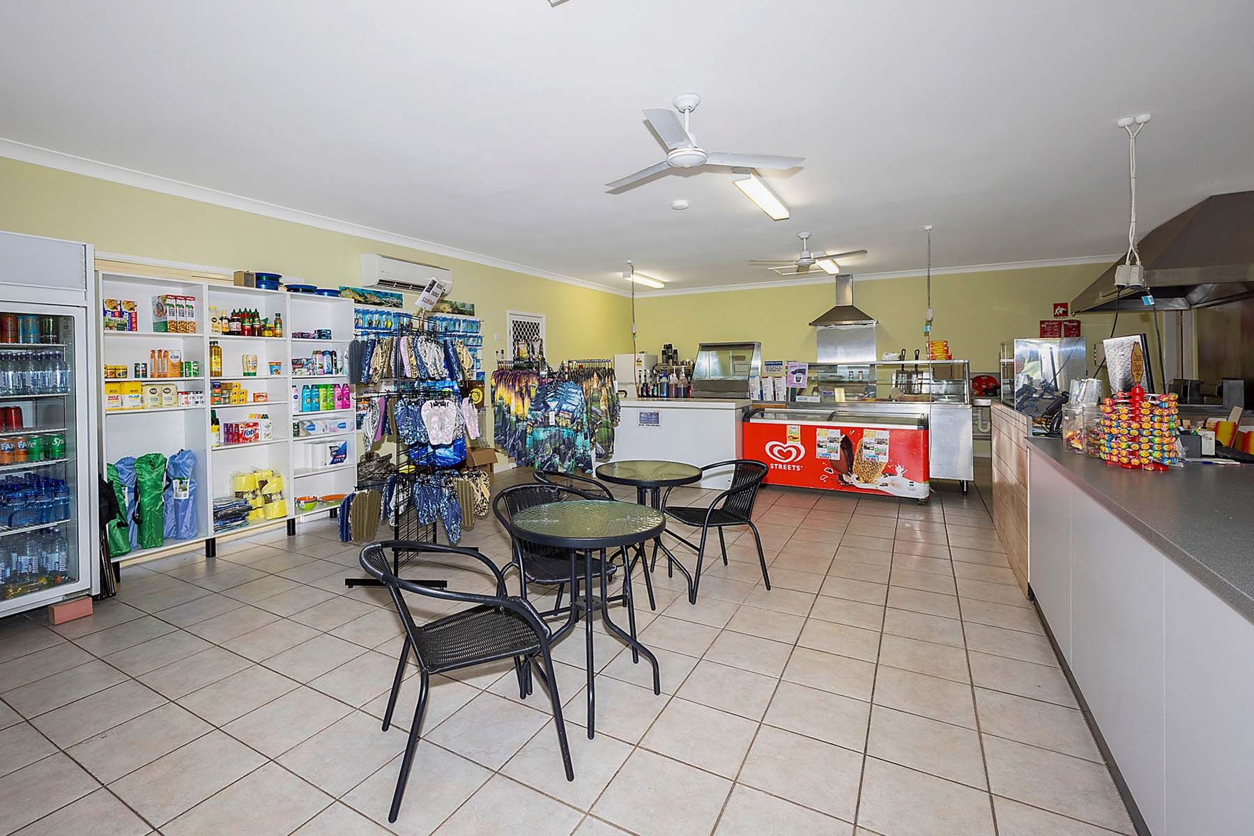 Grabine Lakeside kisok and cafe