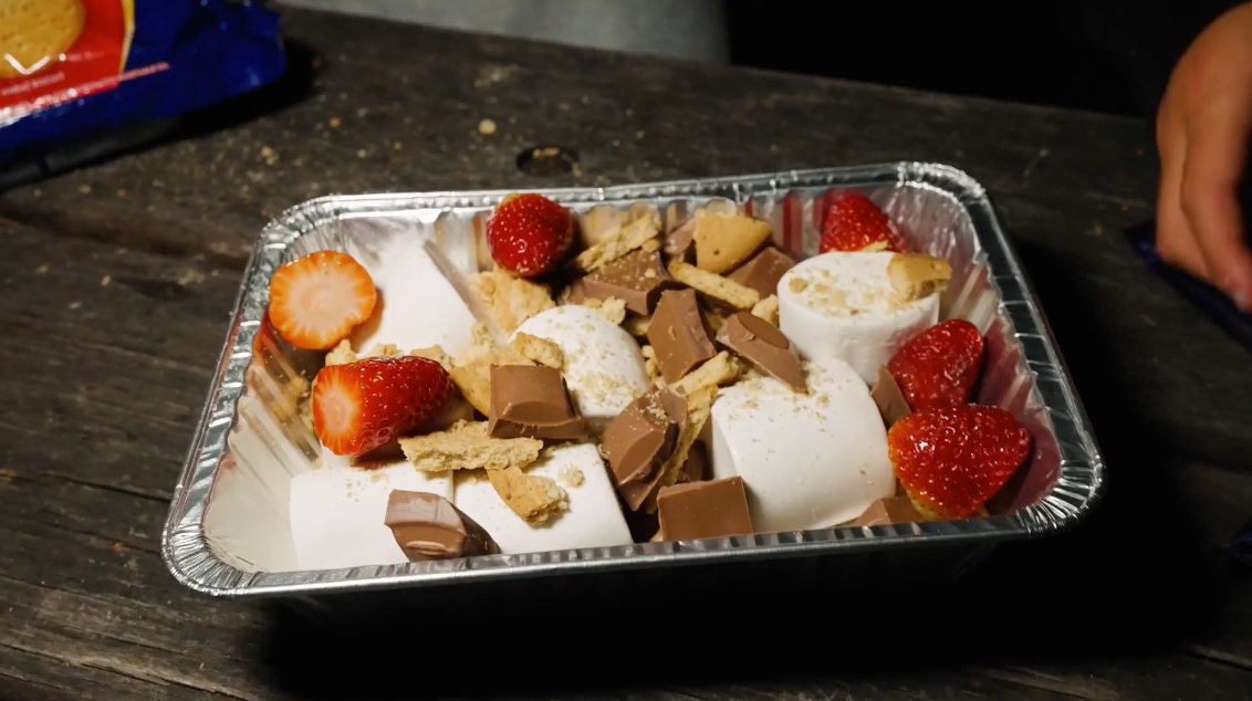 food and drink smores tray