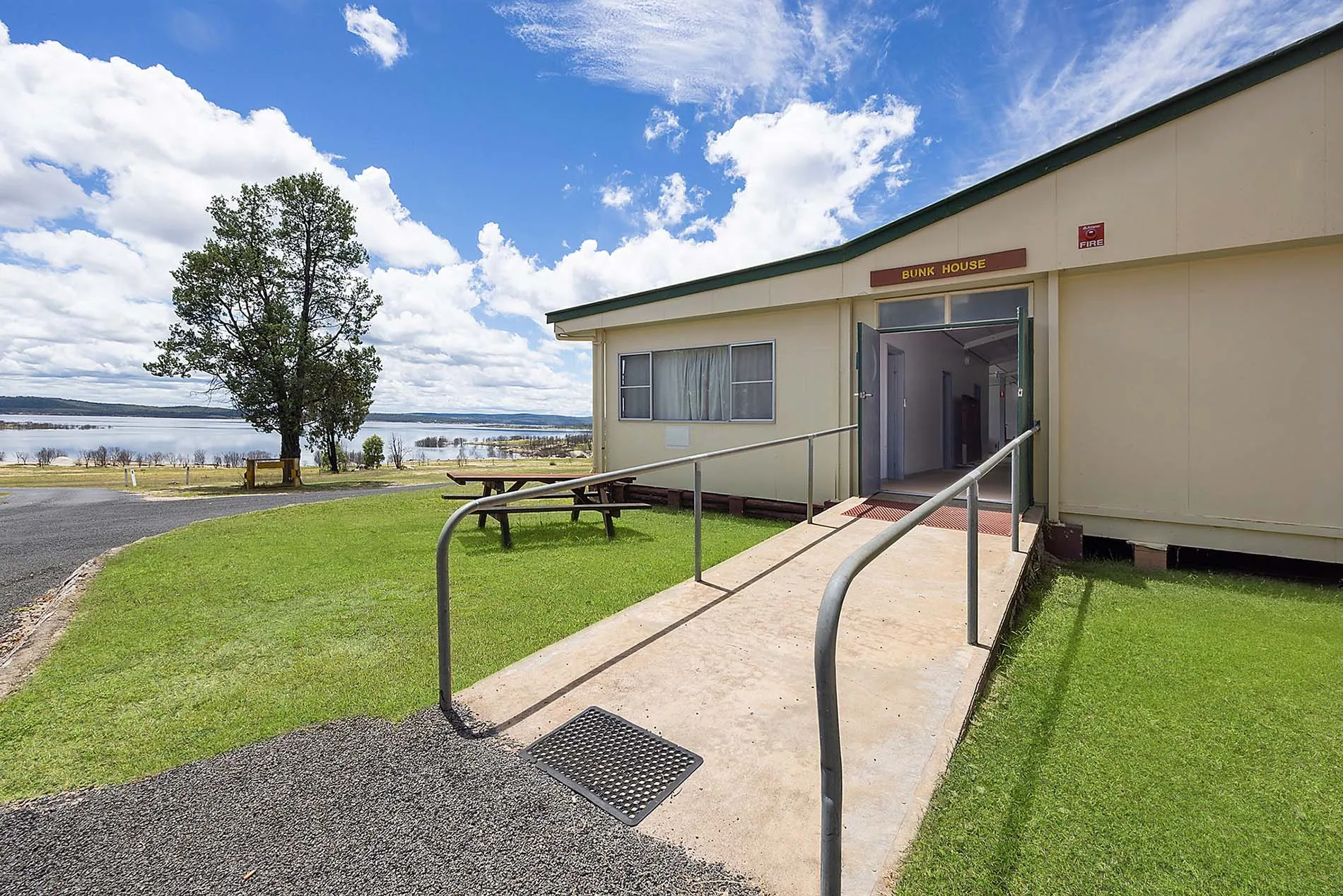 Copeton Waters - Bunkhouse - Sleeps 46 - Ramp