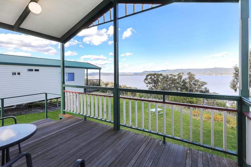 Lake Burrendong - Deluxe Cabin - Sleeps 5 - Verand