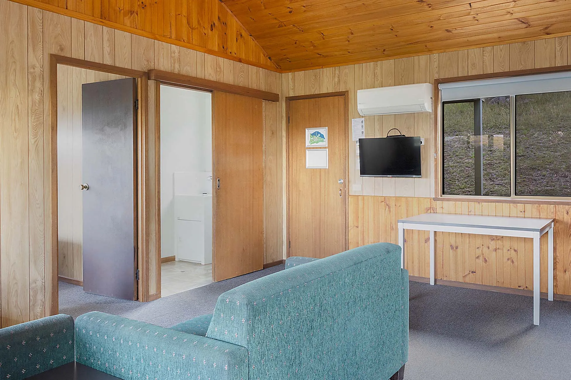 Wyangala Waters - Standard Cabin - Sleeps 6 - Bung