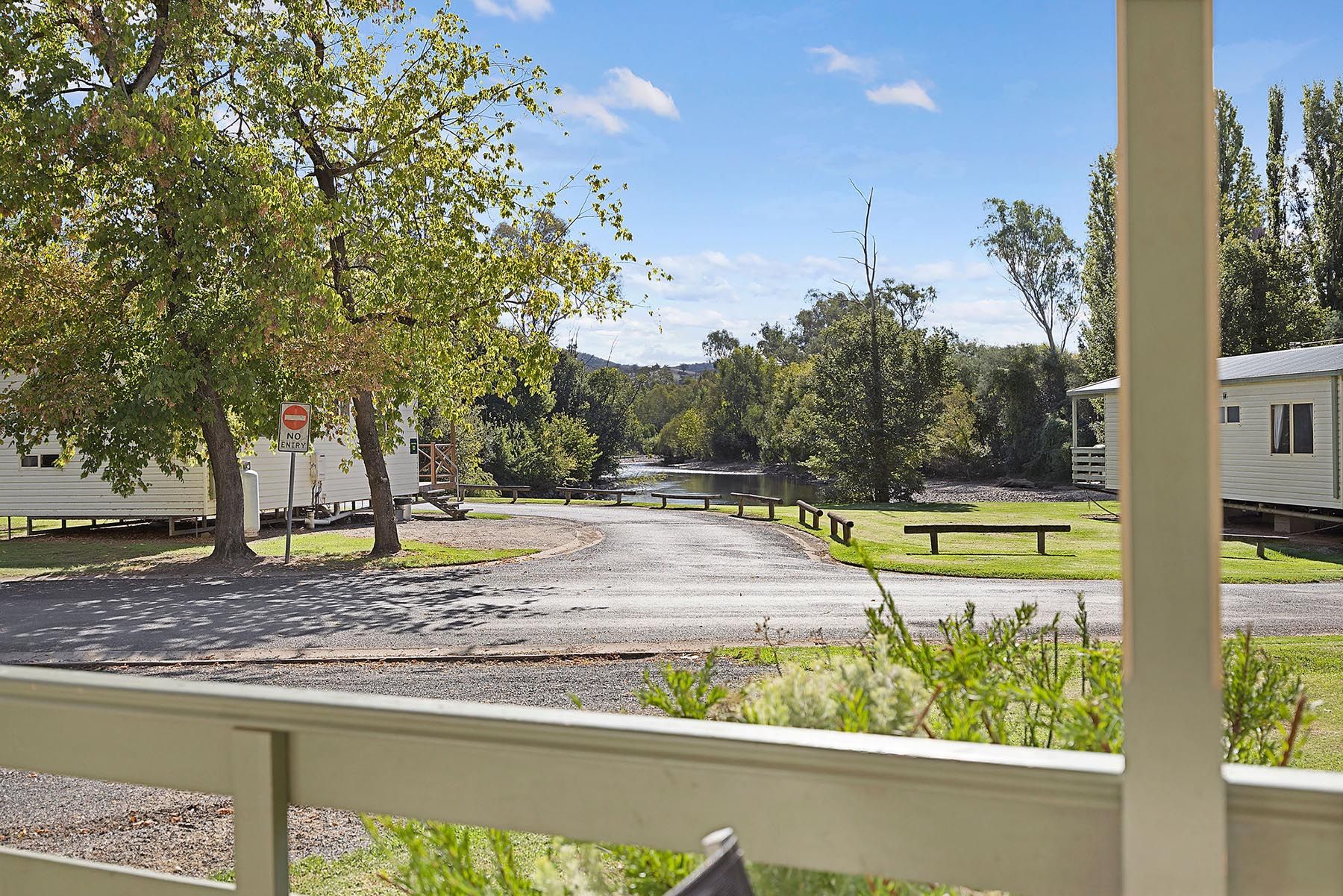 Tumut  Standard Cabin - Sleeps 6 - Jayco - views