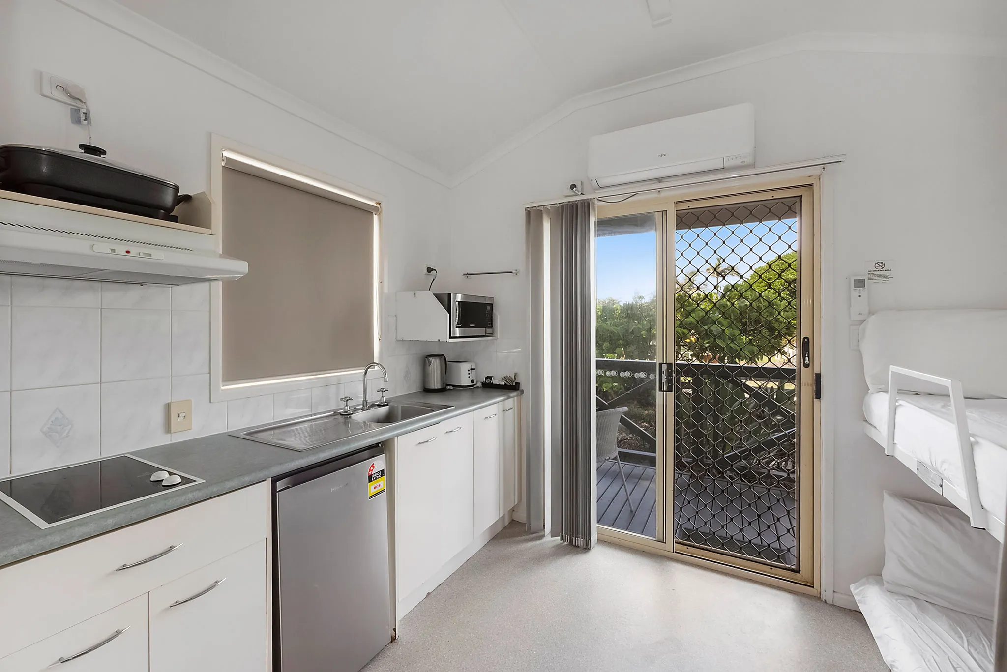 Lennox Head - Standard Cabin - Sleep 4 - Kitchen