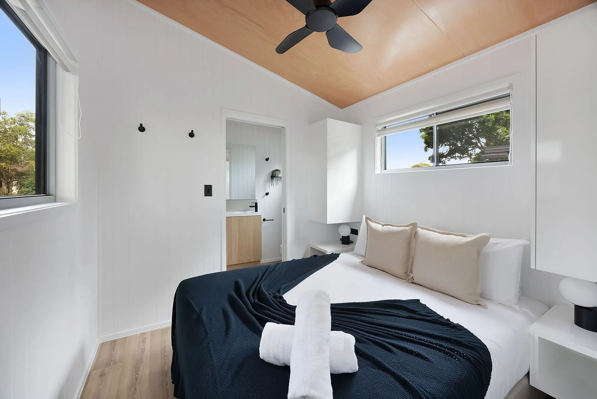 Lennox Head tiny home - bedroom