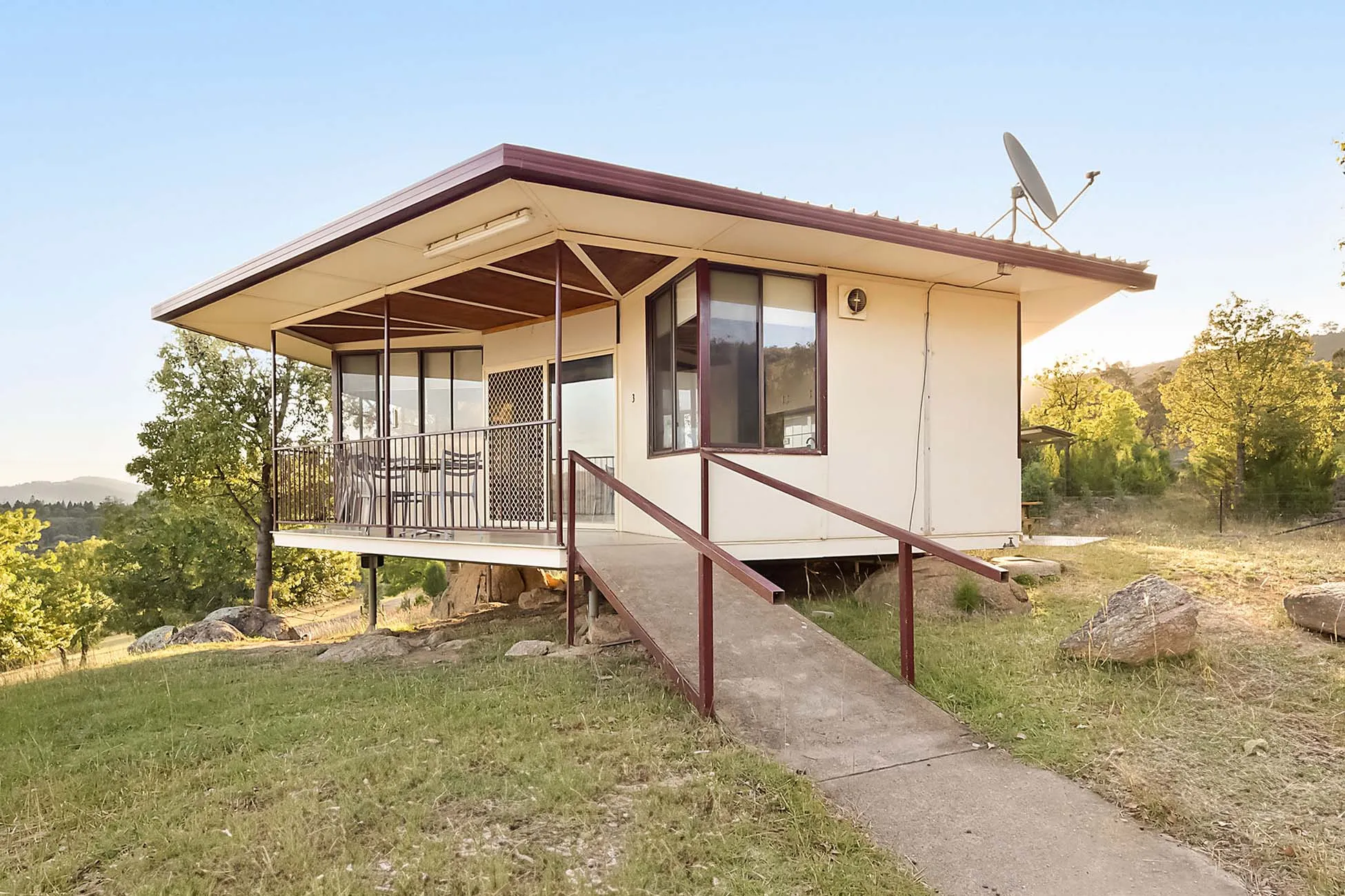 Wyangala Waters - Economy Cabin - Sleeps 5 - Cotta