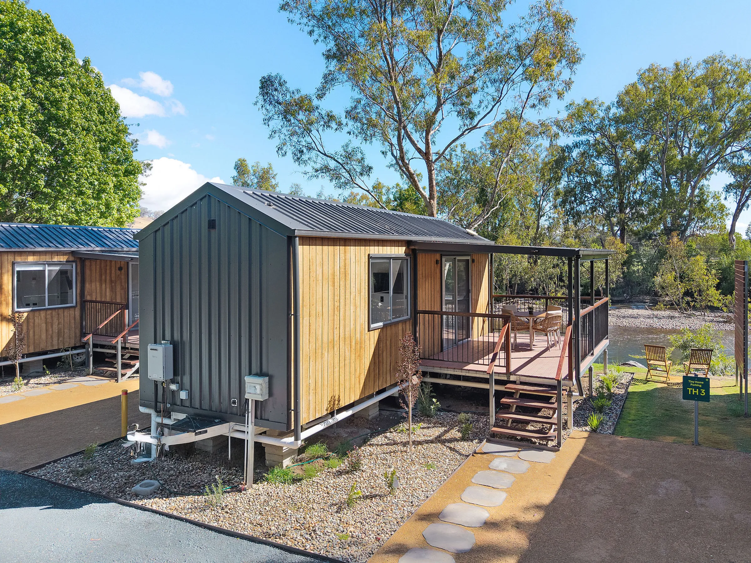 Tumut River tiny homes