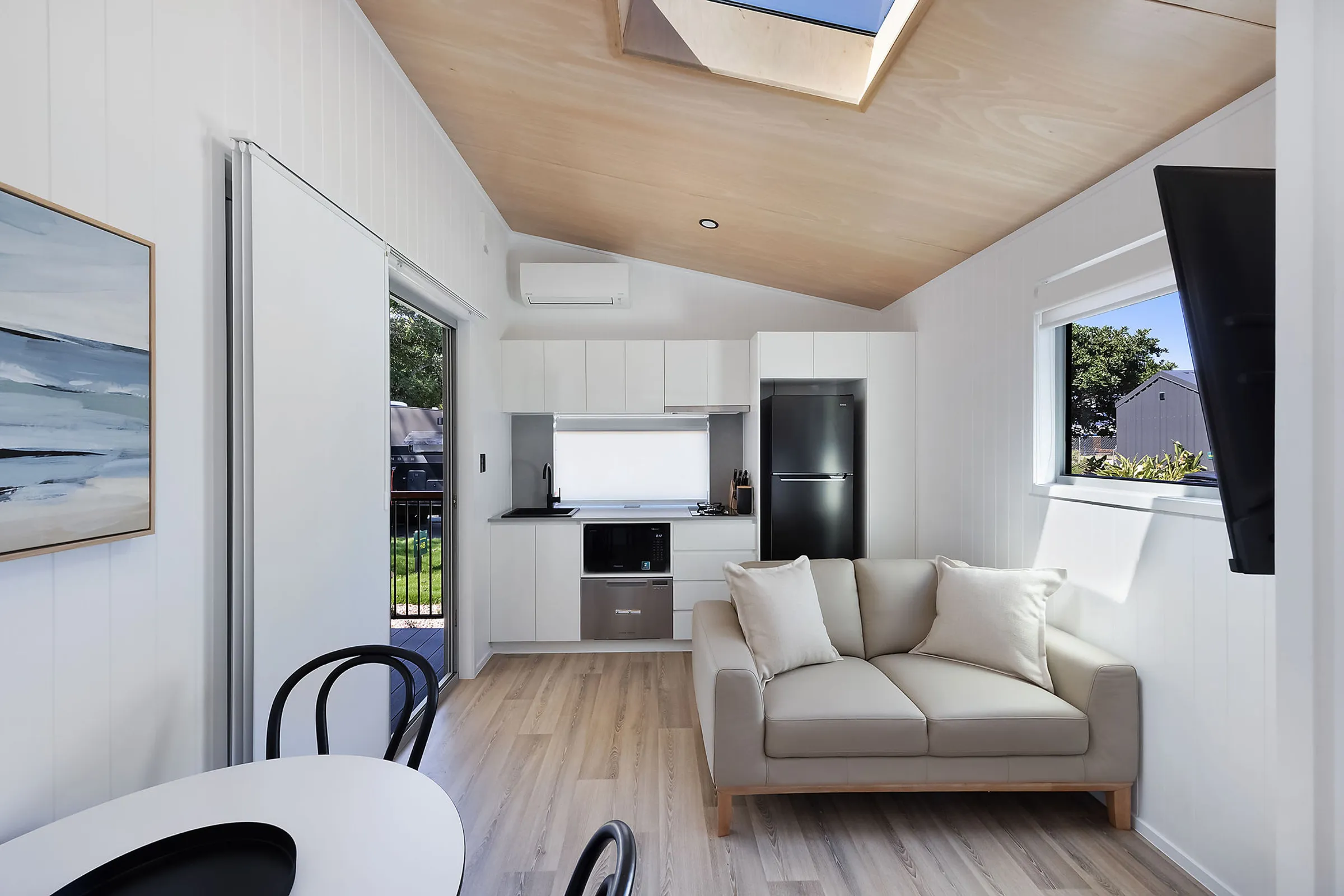 Scotts Head 4 person tiny home - open plan living area