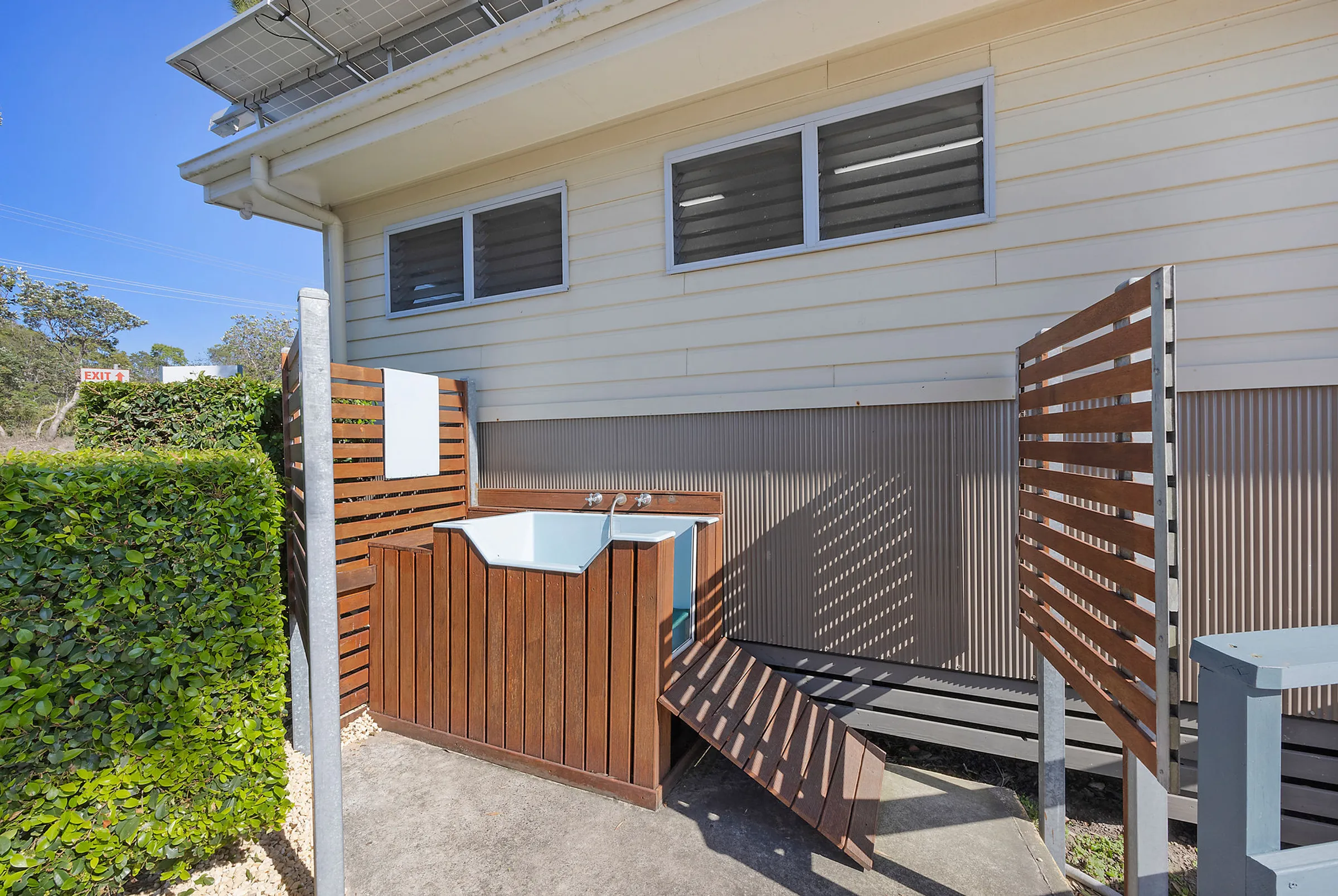 Reflections Bonny Hills Dog Wash